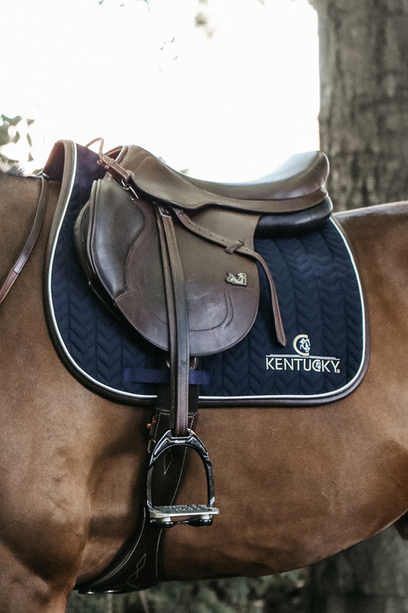 Kentucky Horsewear Saddle Pad Leather Fishbone Jumping Saddle Pads