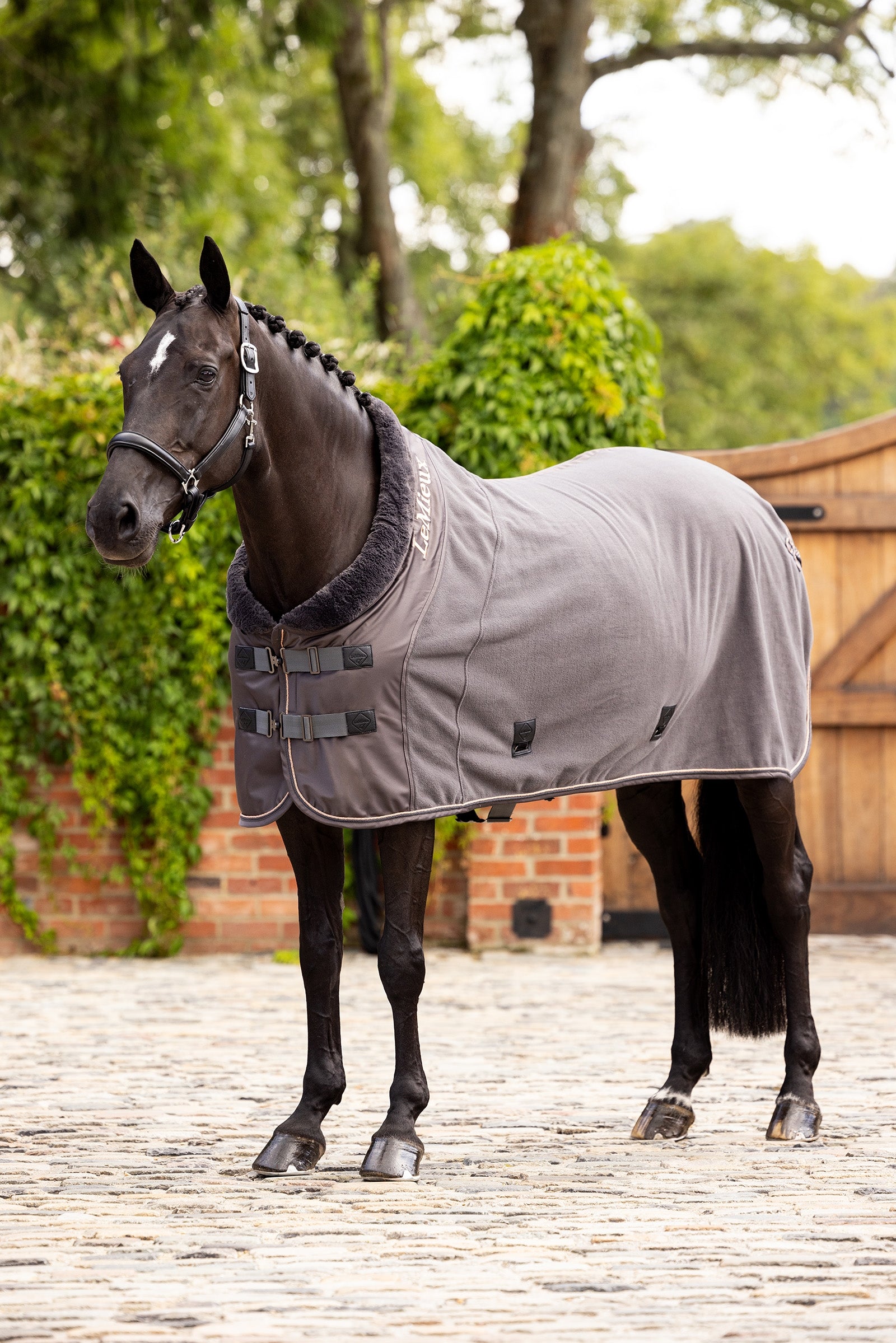 LeMieux Luxe Fleecedecke Pferdedecken
