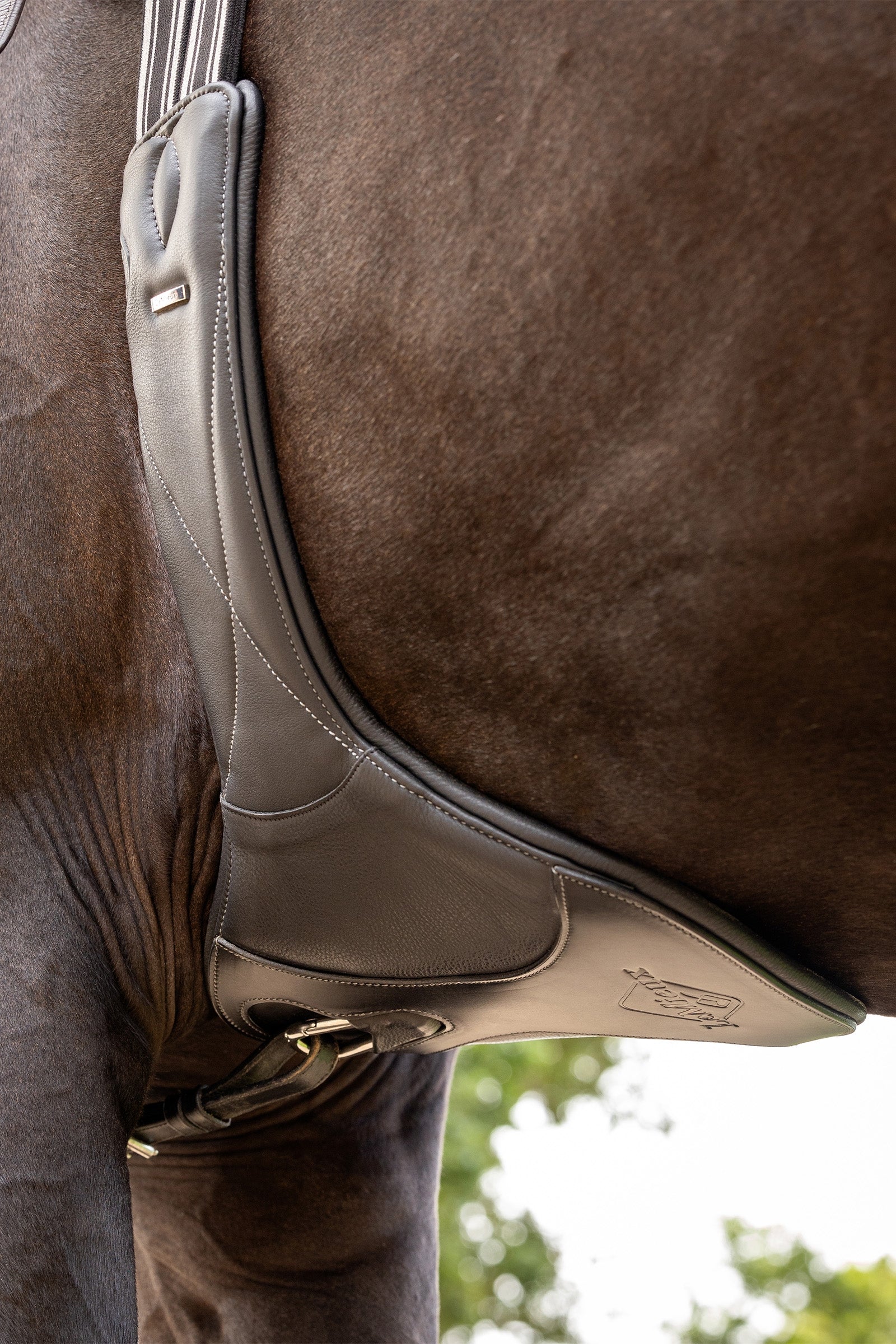 LeMieux Arika Contoured Long Stud Girth Saddles, Girths & Stirrups