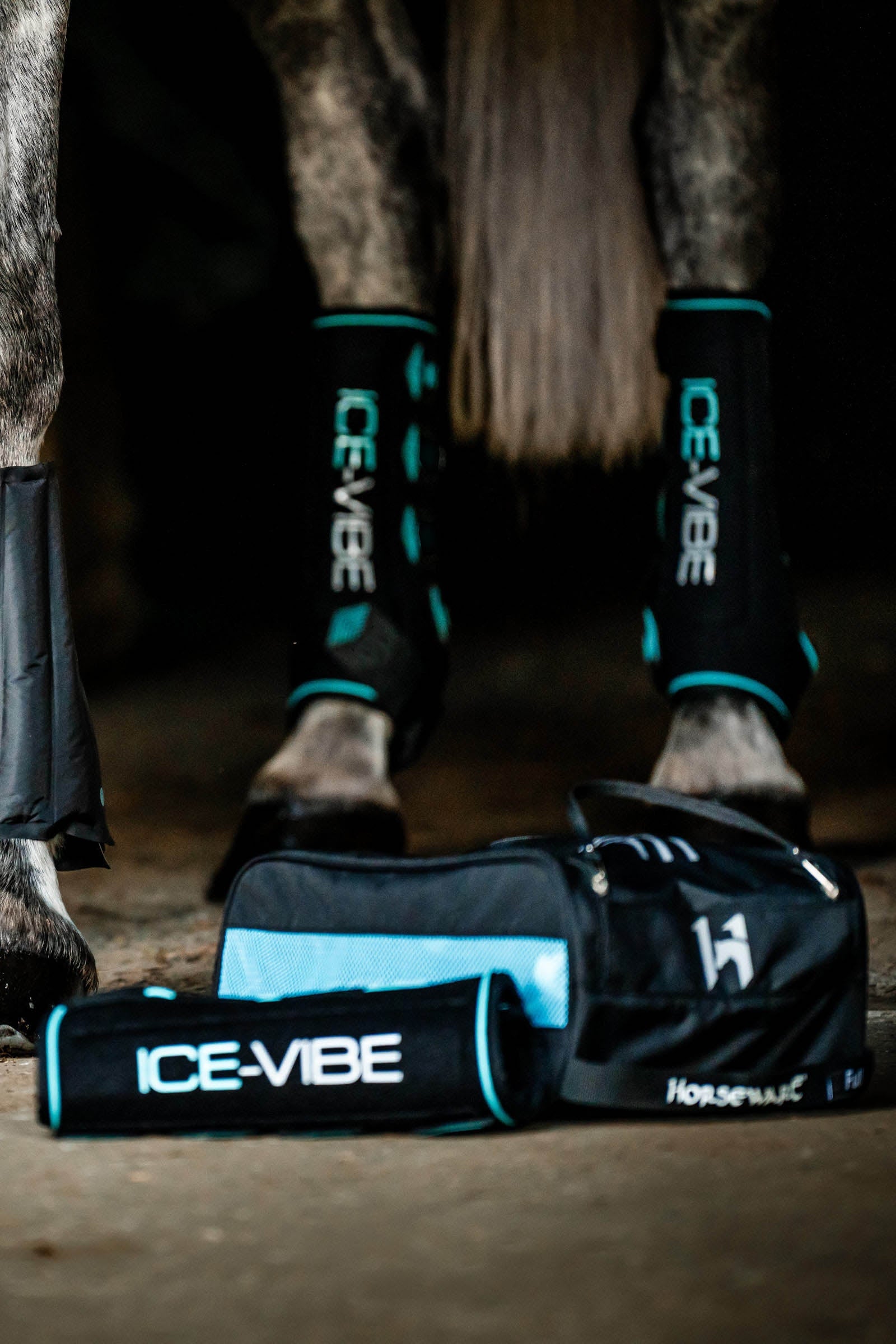 Horseware Ice-Vibe Gamaschen mit Kühl- und Vibrationsfunktion (Paar) Leg & Hoof Protection