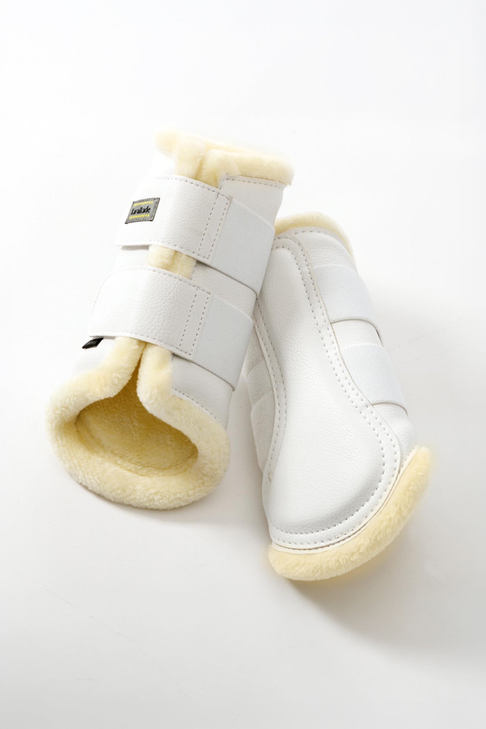 Kavalkade Anatomic Kunstleder Gamaschen mit Kunstfell Leg & Hoof Protection