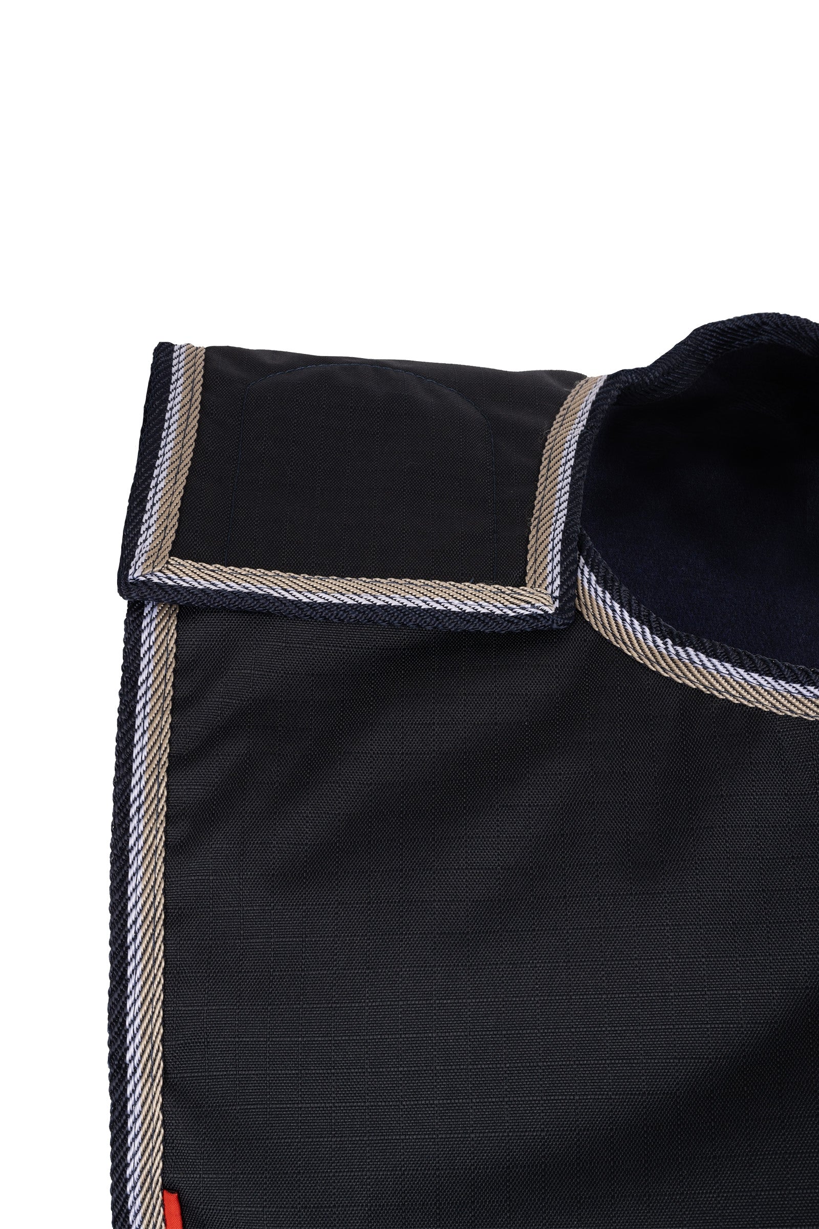 B Vertigo Lachlan 600D Rain Riding Rug With Wool Lining Horse Rugs
