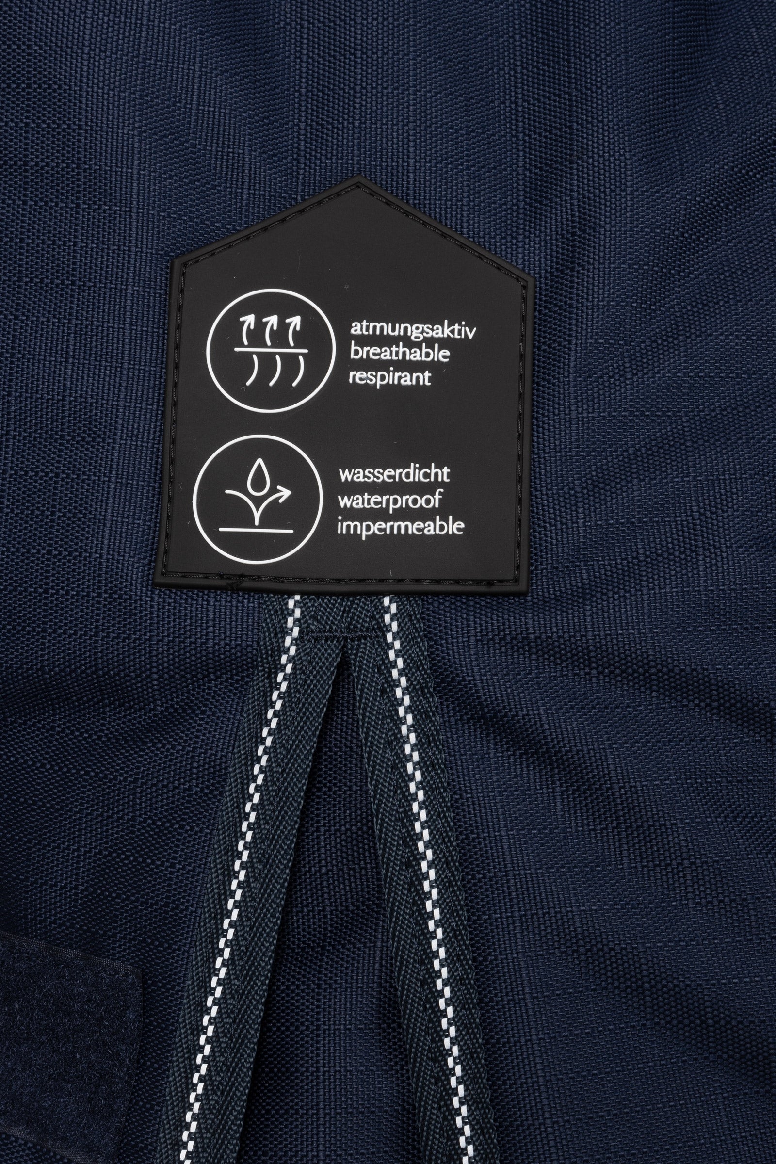 Pack shot 6