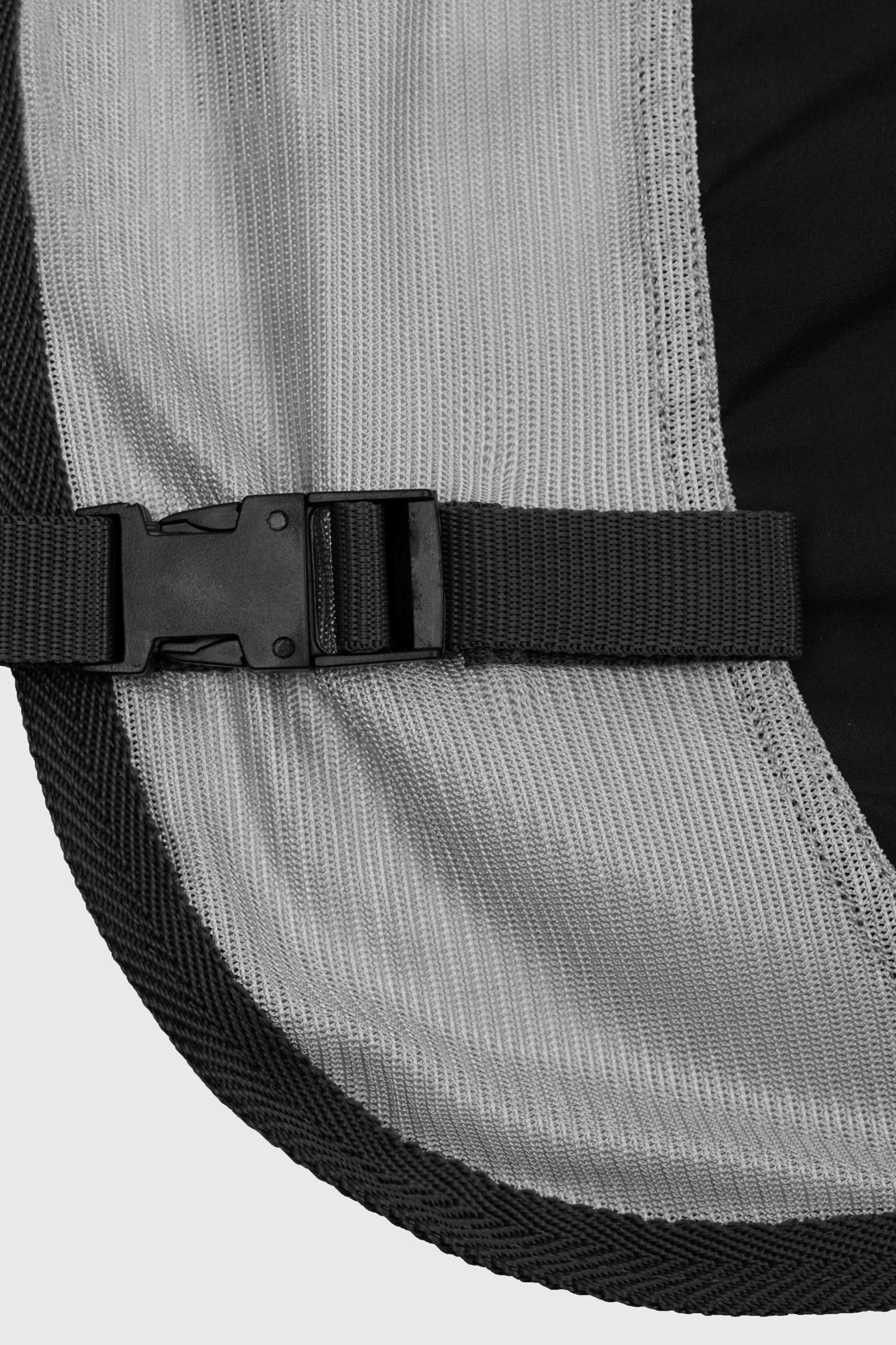 Pack shot 4