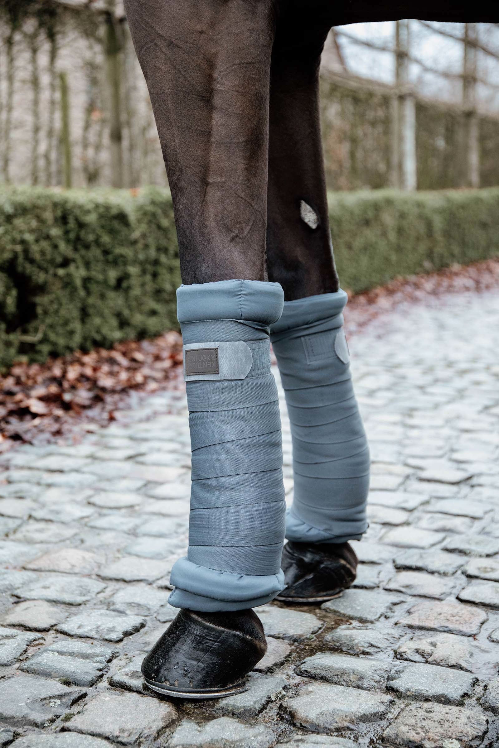 Kentucky Horsewear gesteppte Bandagierunterlage, 4er-Set Leg Protection & Hoof Protection for Horses