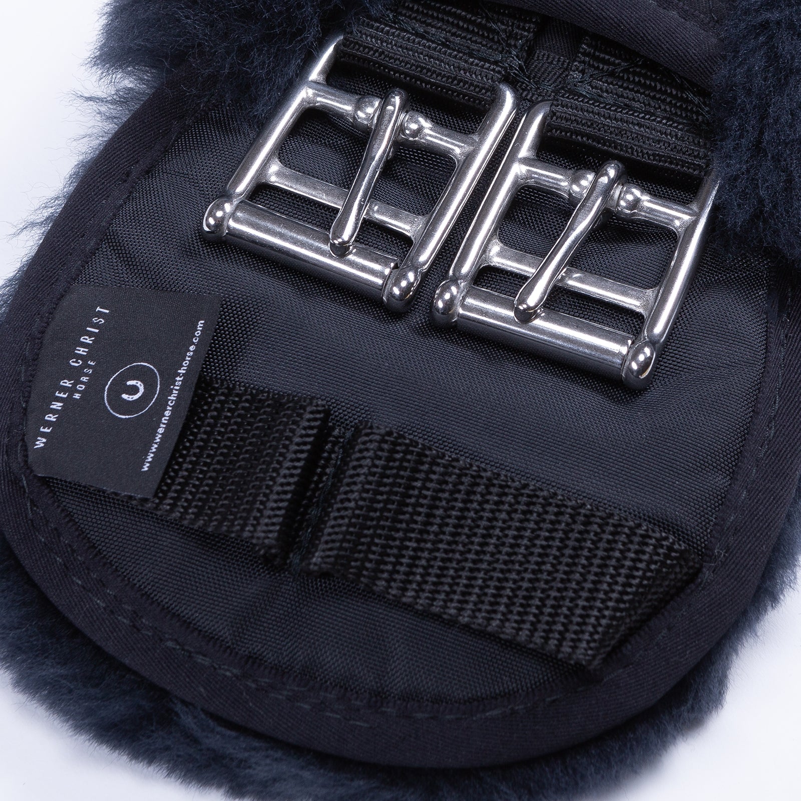 Pack shot 2