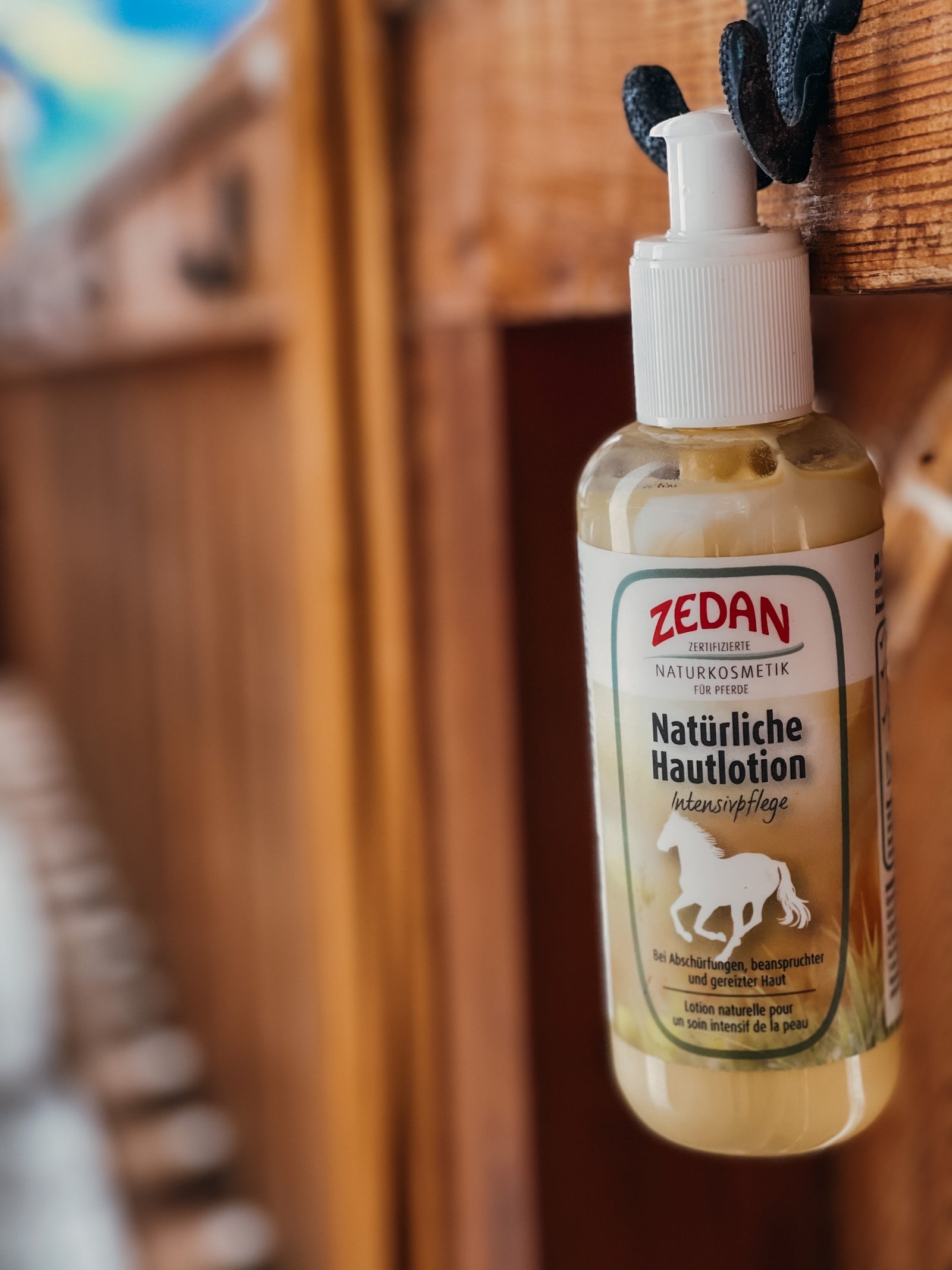 Zedan Natural Skin Lotion Intensive Care, 250ml Horse Health Care