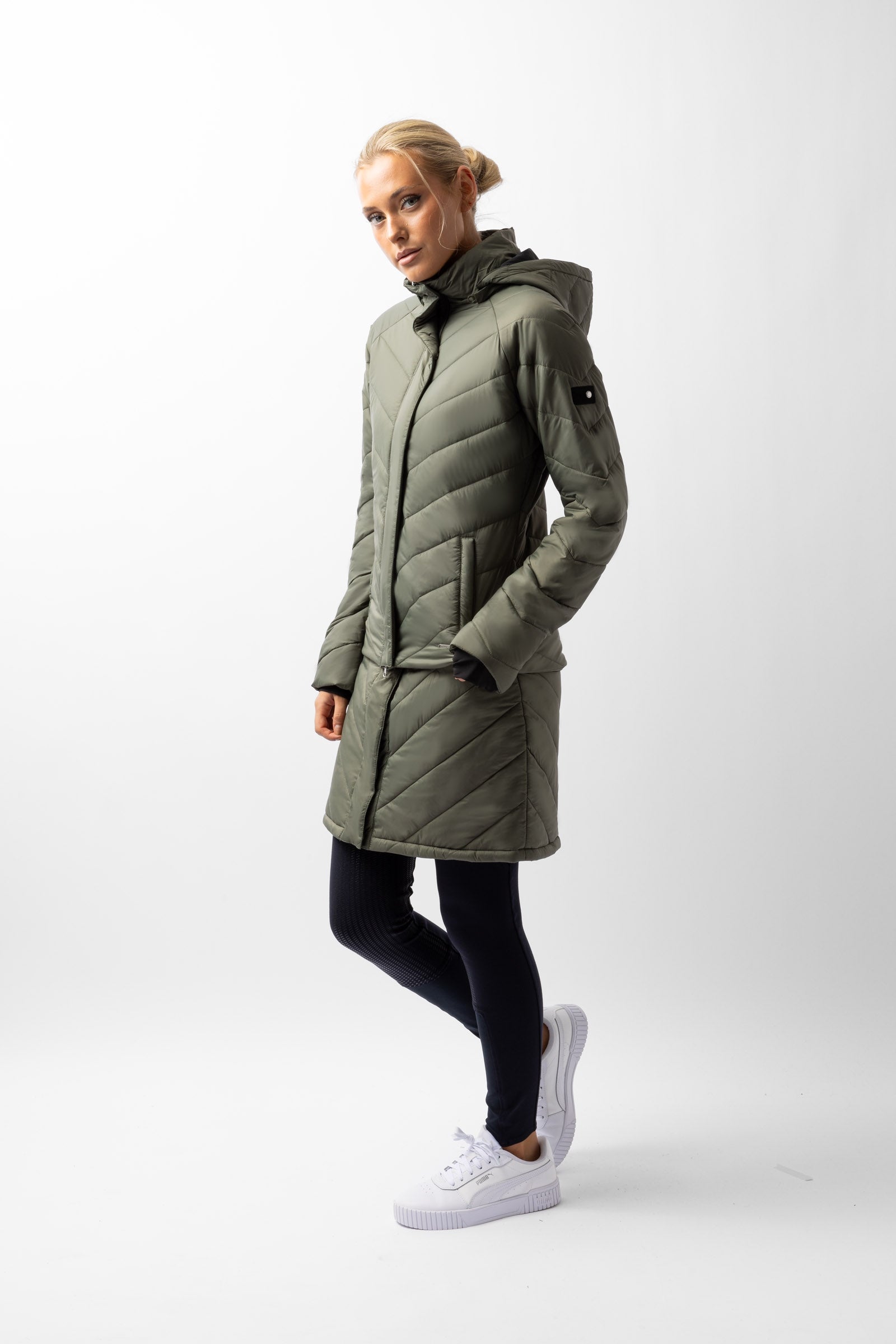 Horze Aurora Padded Parka Riding Riding Jacket with Removable Skirt Women’s Riding Clothing