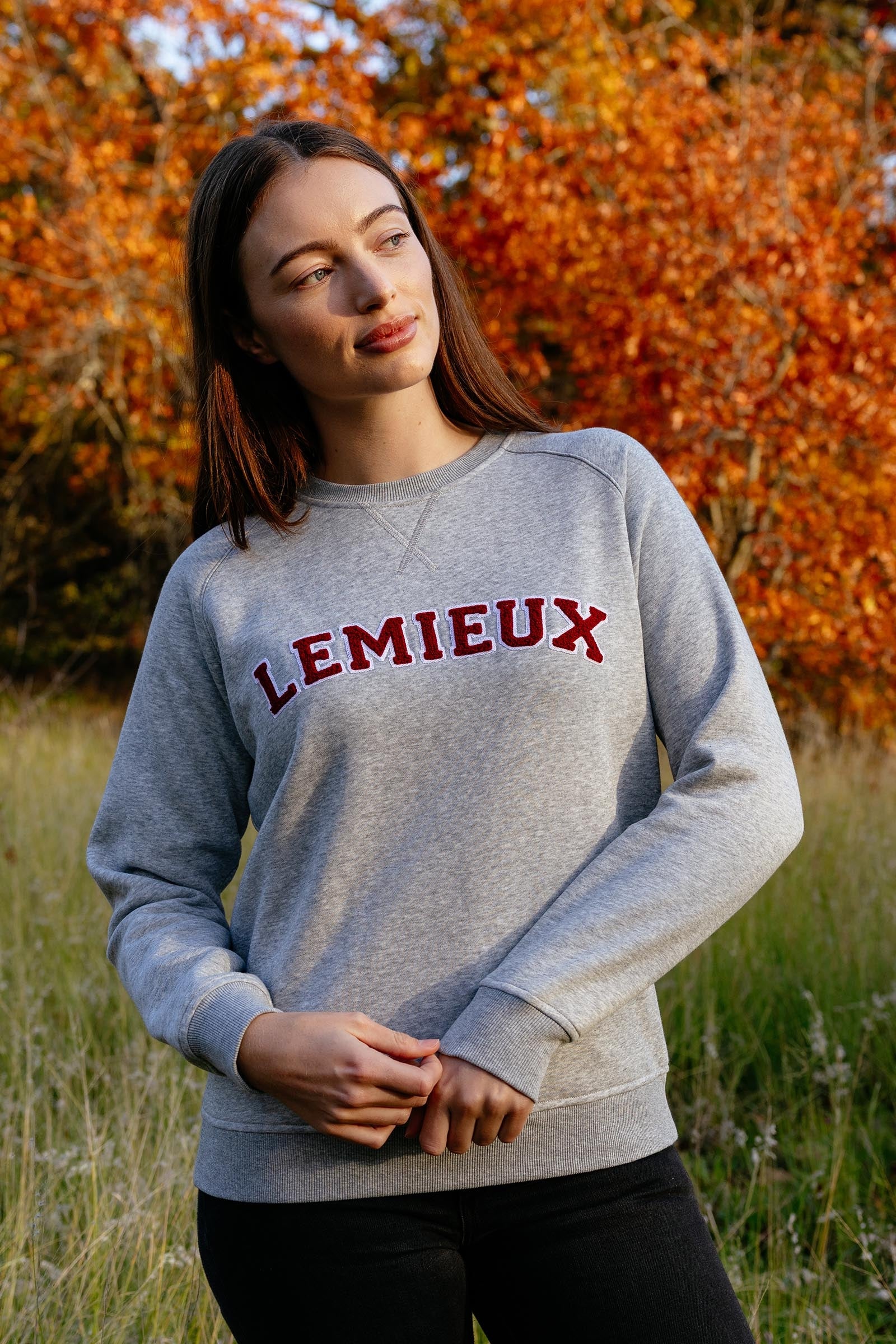 LeMieux Vida Varsity Crew Women´s Neck Sweatshirt Women’s Riding Clothing