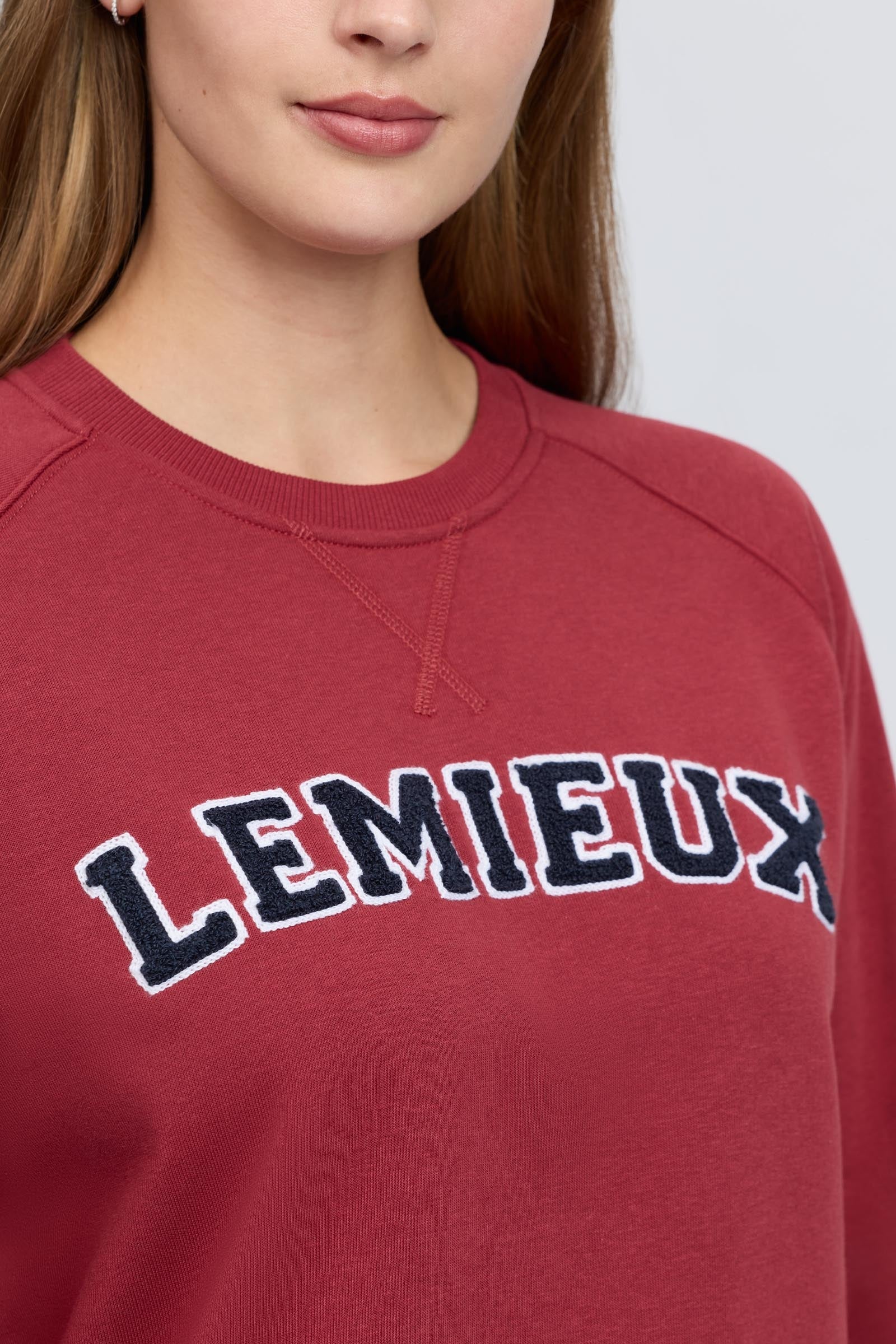 LeMieux Vida Varsity Crew Women´s Neck Sweatshirt Women’s Riding Clothing
