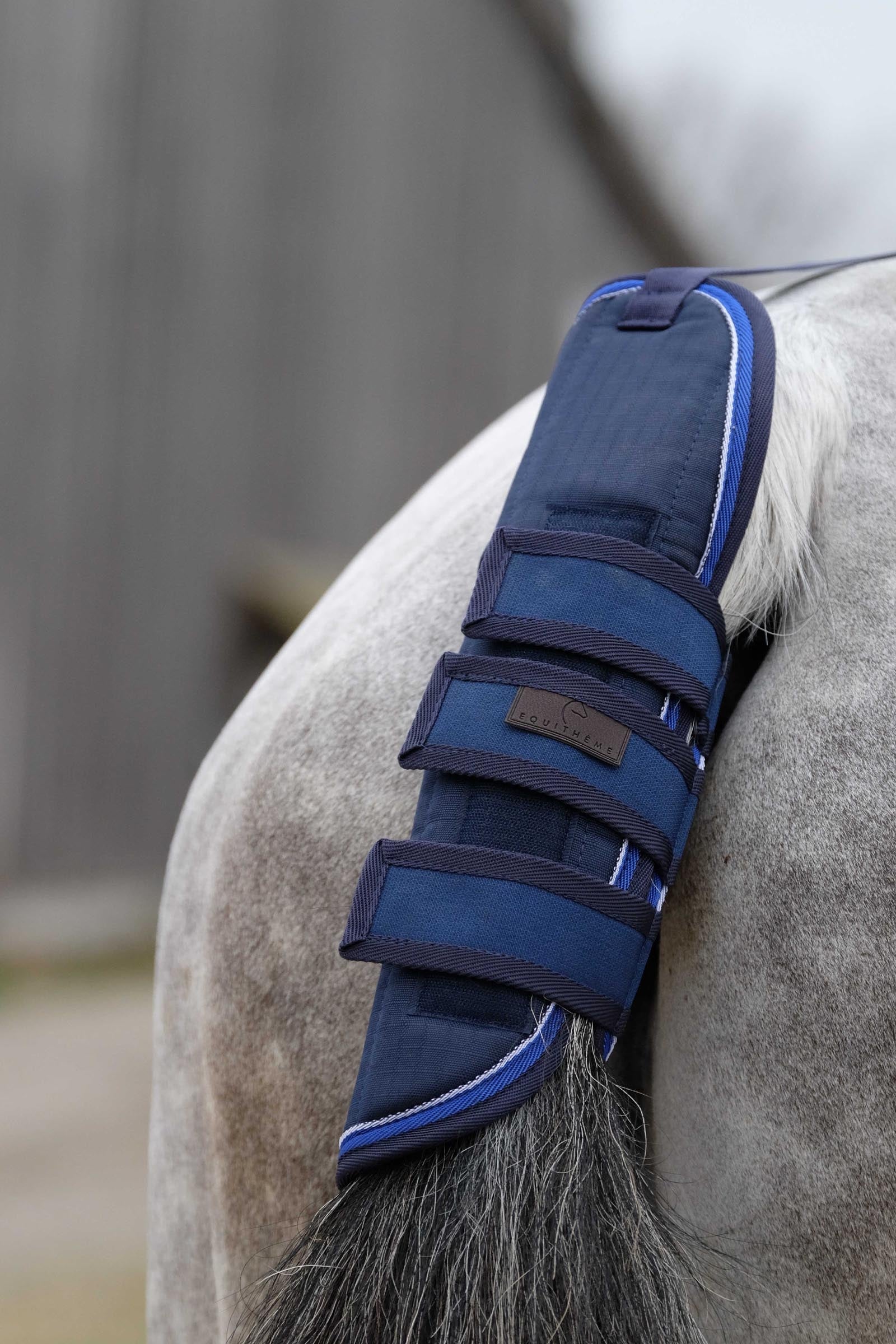 Equi Theme EQUITHÈME Classic 1200D Tail Guard Leg & Hoof Protection