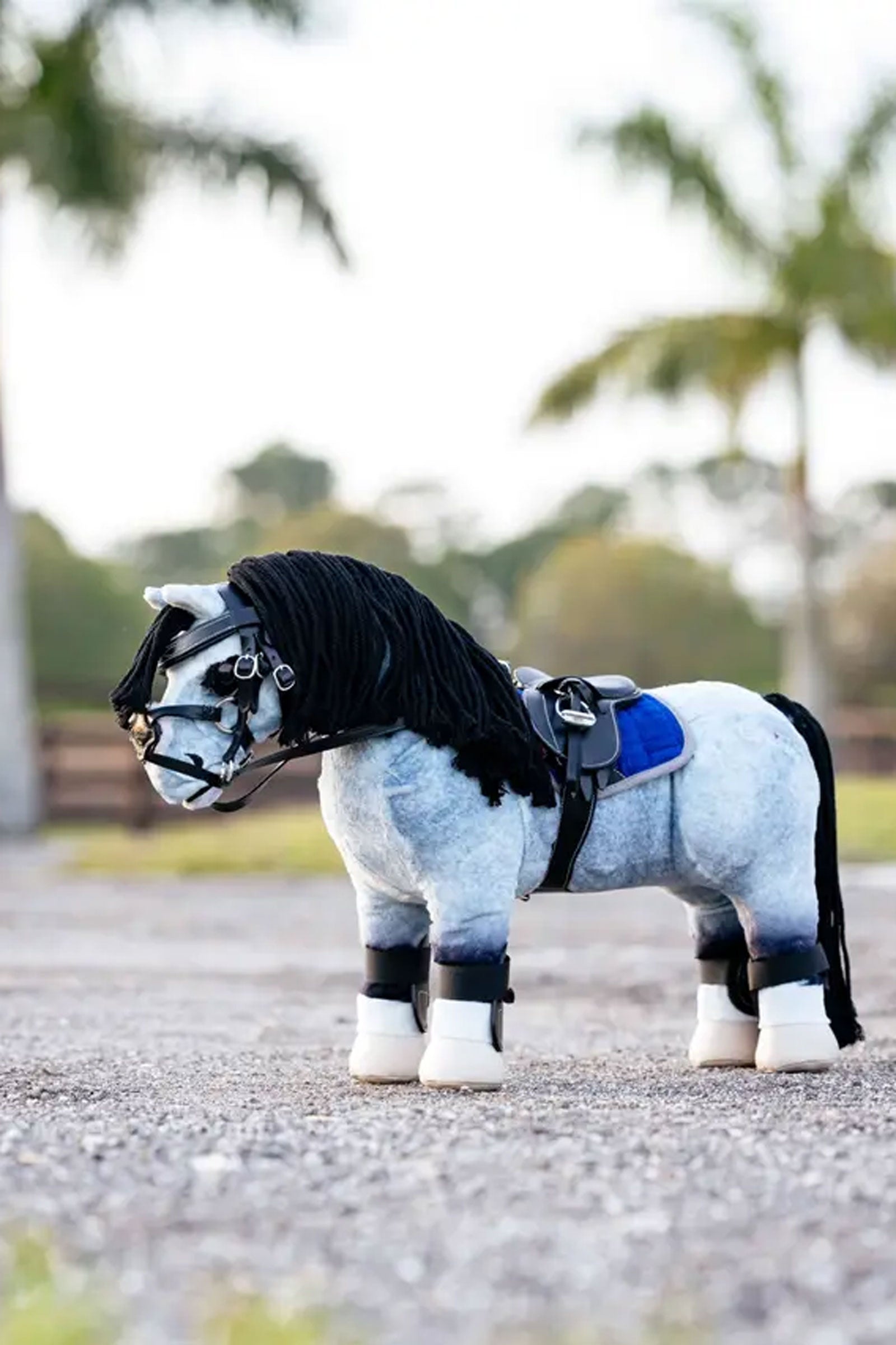 LeMieux Jumping Saddle & Stud Girth For Toy Pony Gifts & Toys