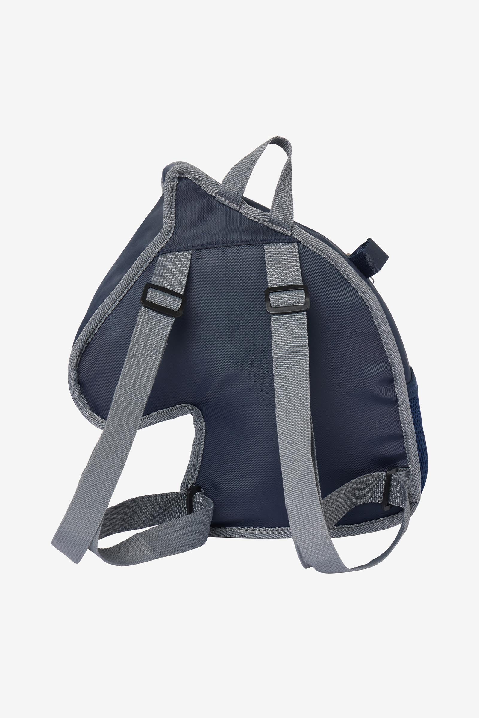 Pack shot 3