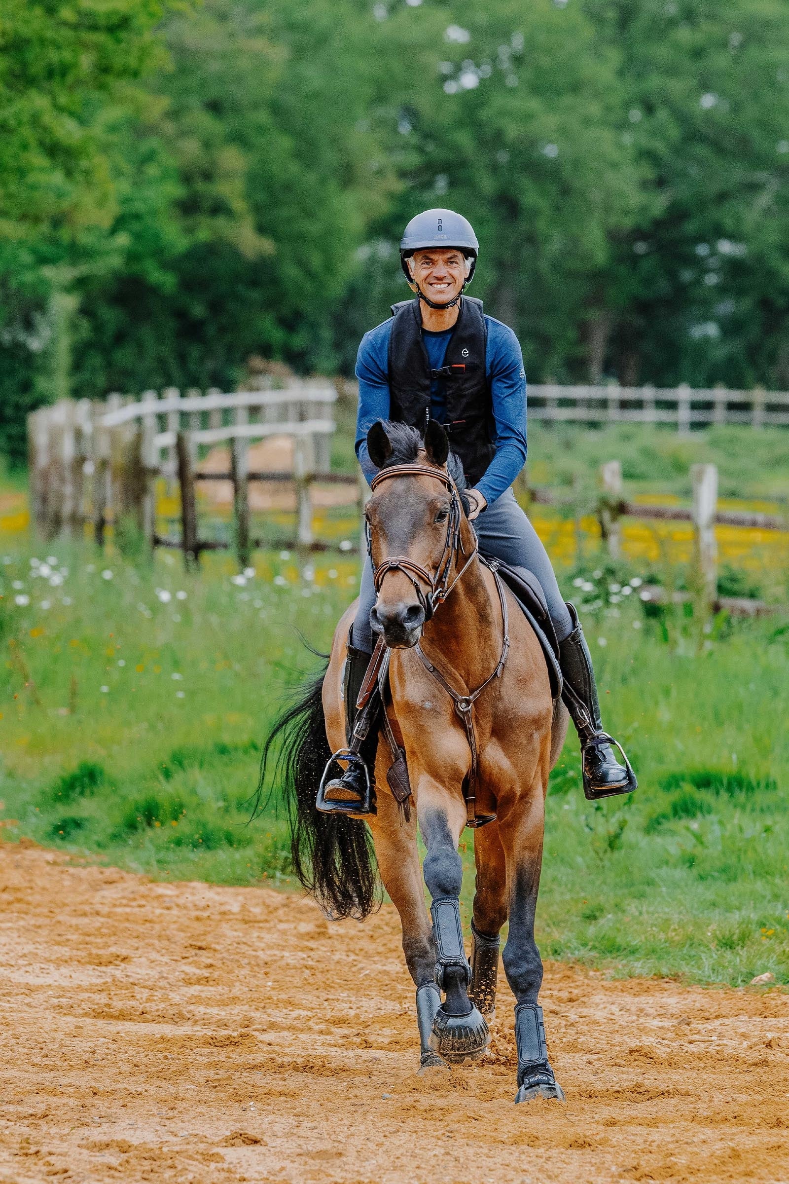 Equi Theme EQUITHÈME Air2 Adult Airbag Vest Safety Equipment