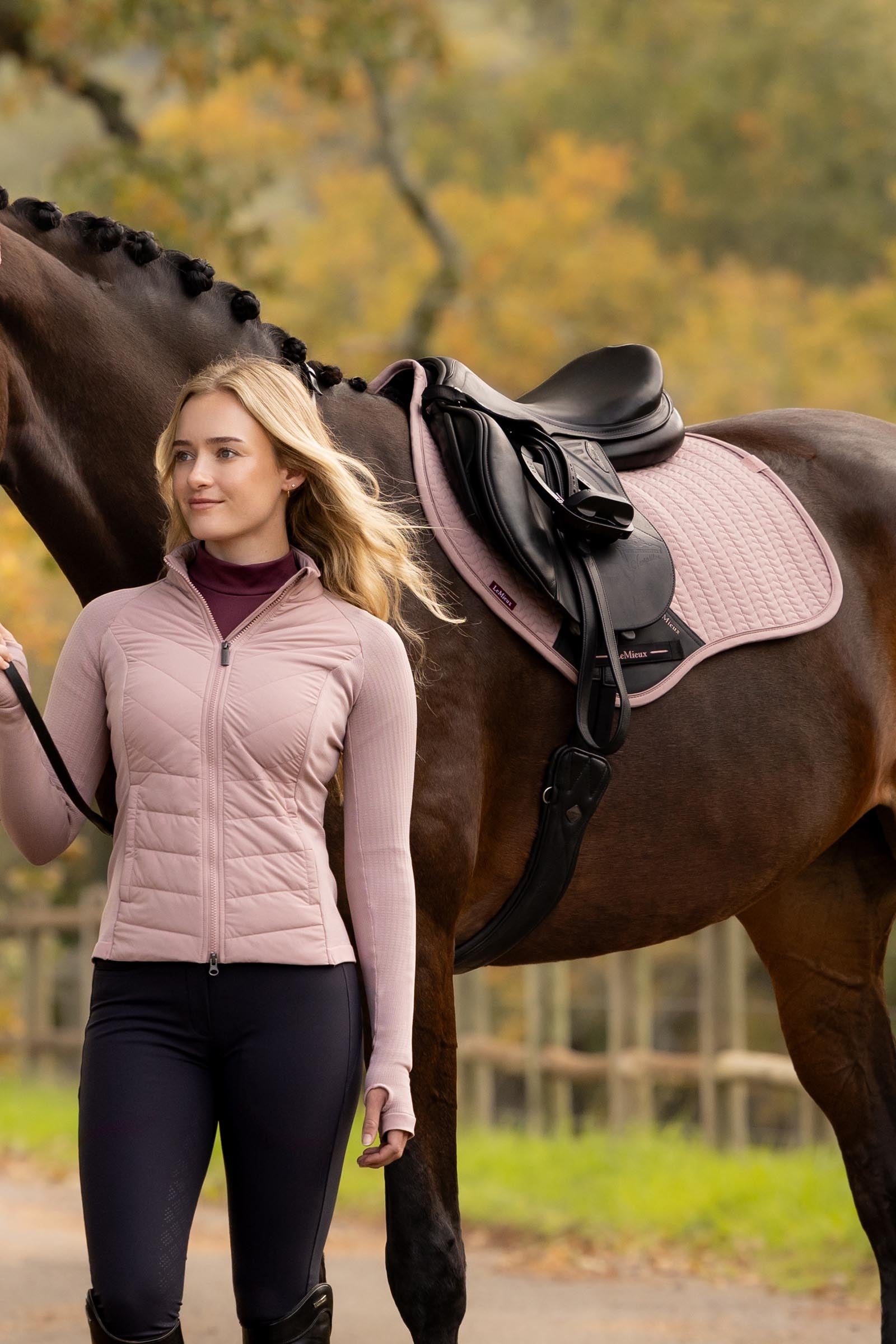 LeMieux Essence Close Contact Square Saddle Pad Saddle Pads