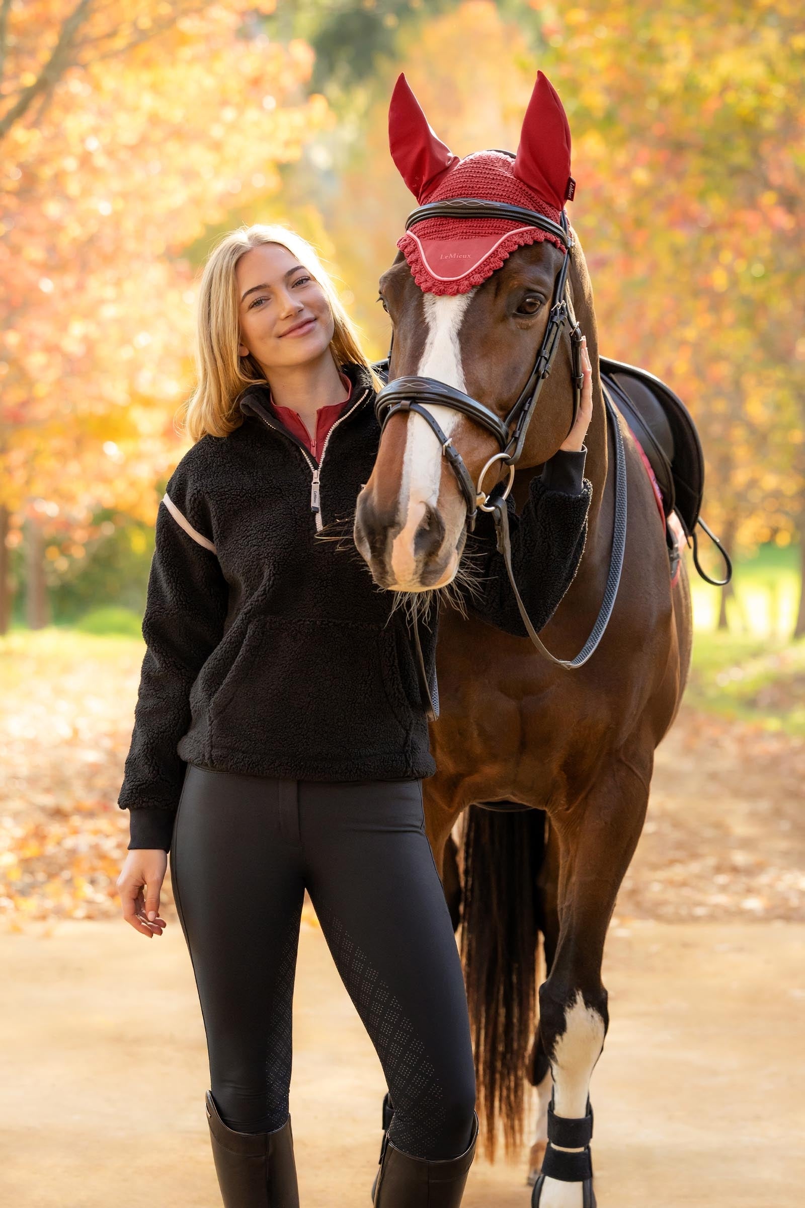 LeMieux Avery Women ´s Teddy Quarter Zip Fleece Sweater Women’s Riding Clothing
