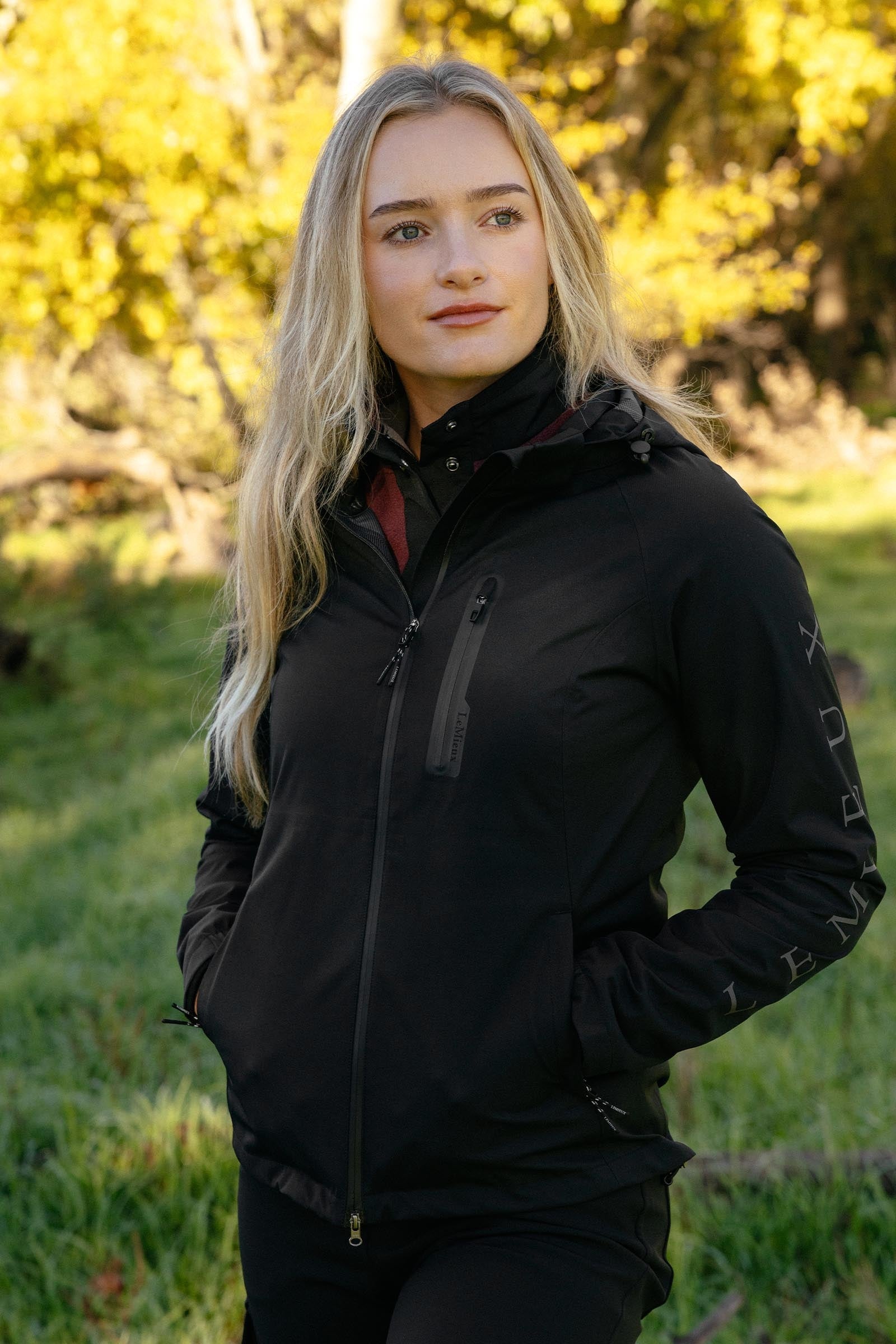 LeMieux Athena Women´s Waterproof Lightweight Jacket Women’s Riding Clothing