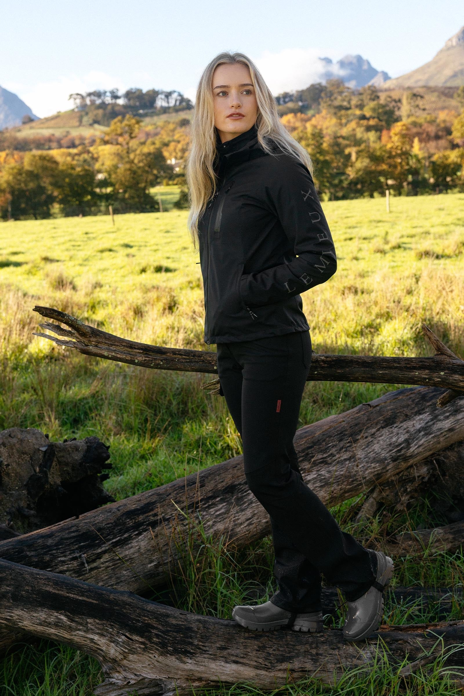 LeMieux Athena Women´s Waterproof Lightweight Jacket Women’s Riding Clothing