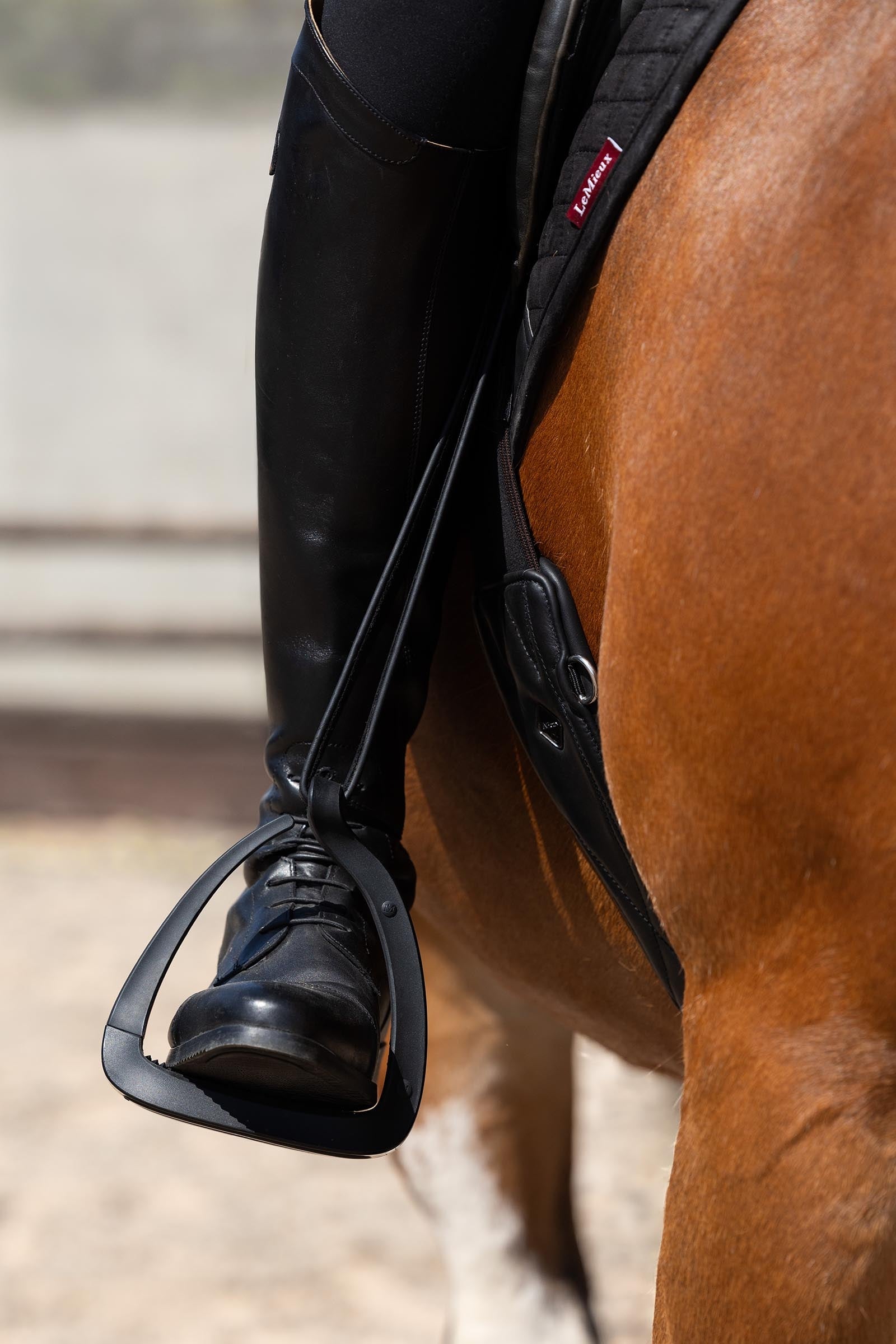 LeMieux VectorFlex Stirrup Saddles, Girths & Stirrups