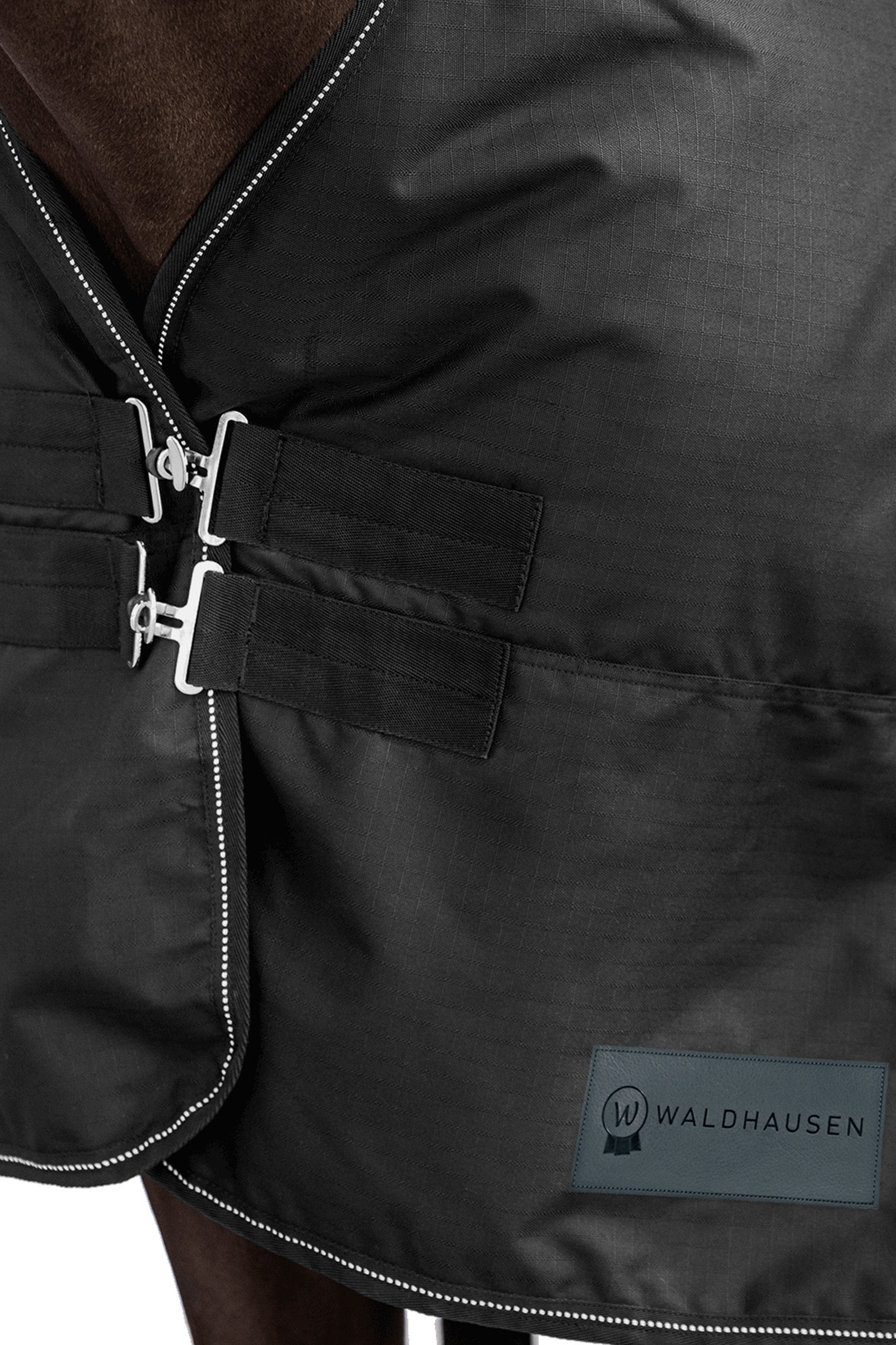 Waldhausen NORDIC 600D Outdoor Rug, 100 g Horse Rugs