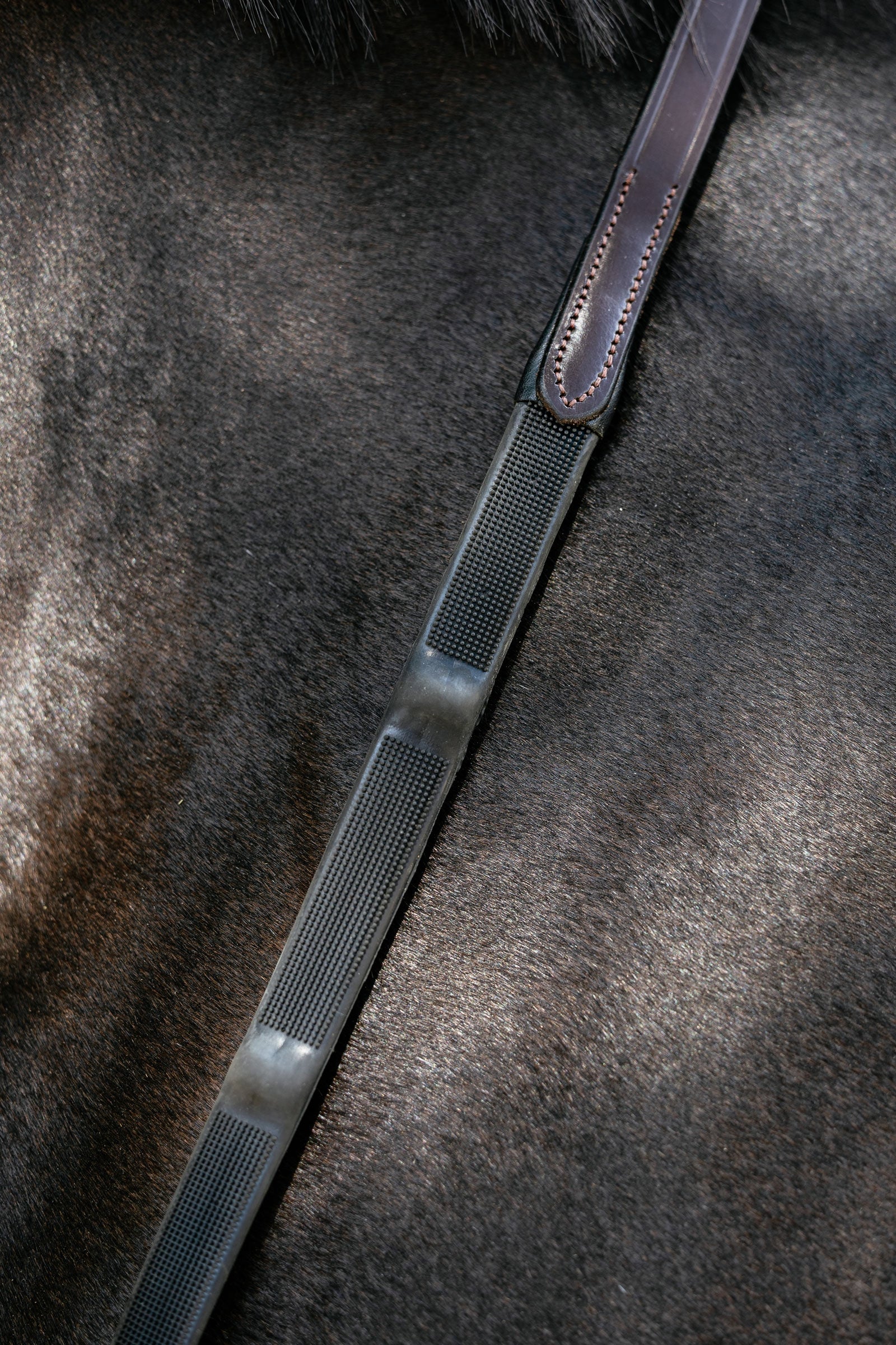 LeMieux Ergo Grip Gummizügel mit integrierten Zügelstoppern Trensenzäume & Zügel