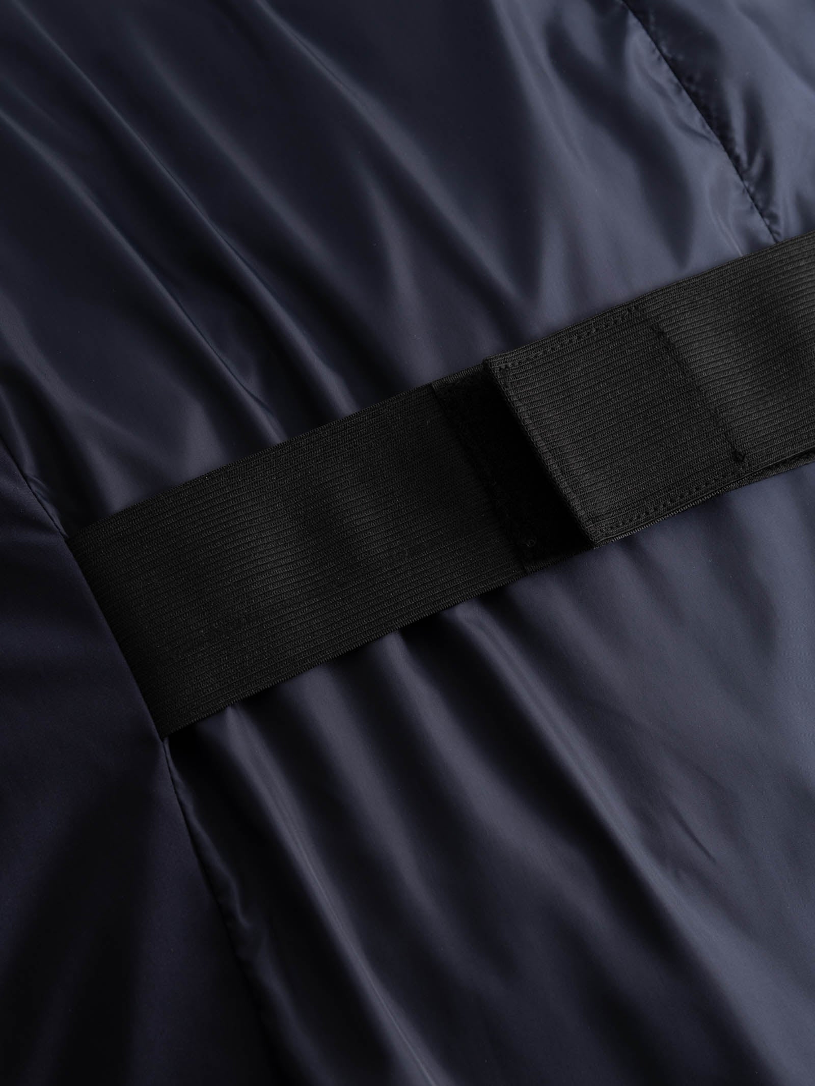 Pack shot 2