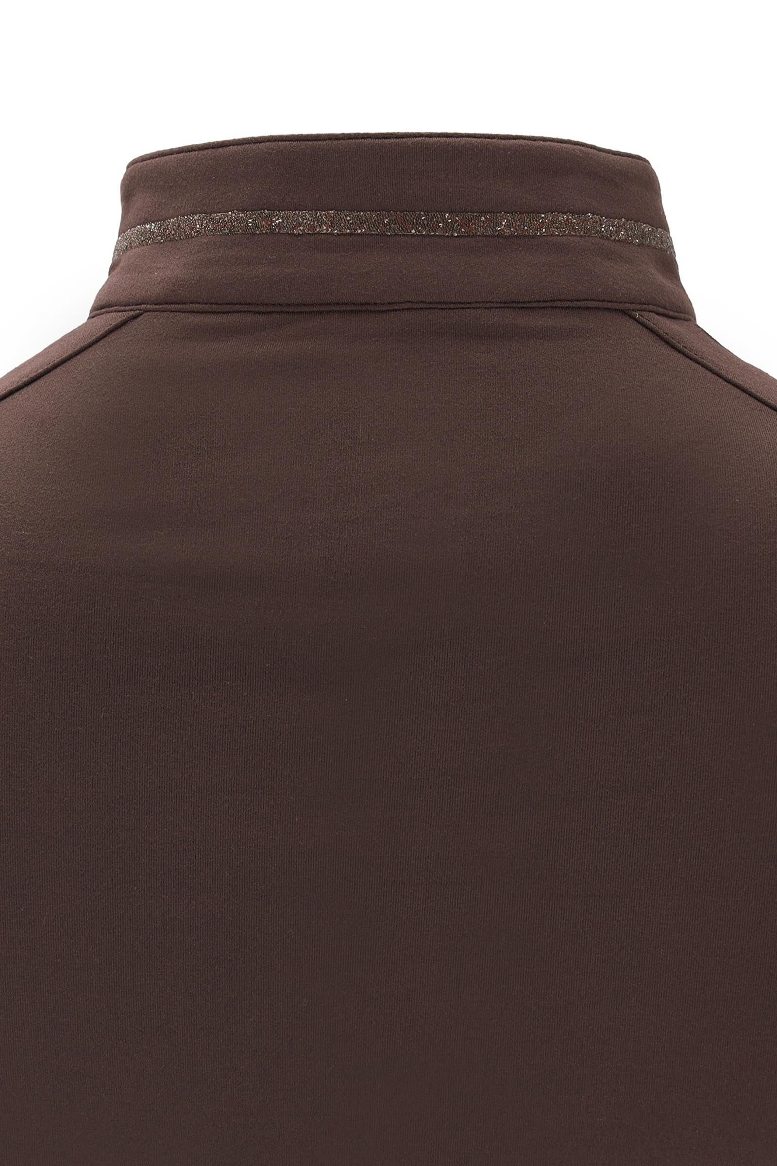 Pack shot 4
