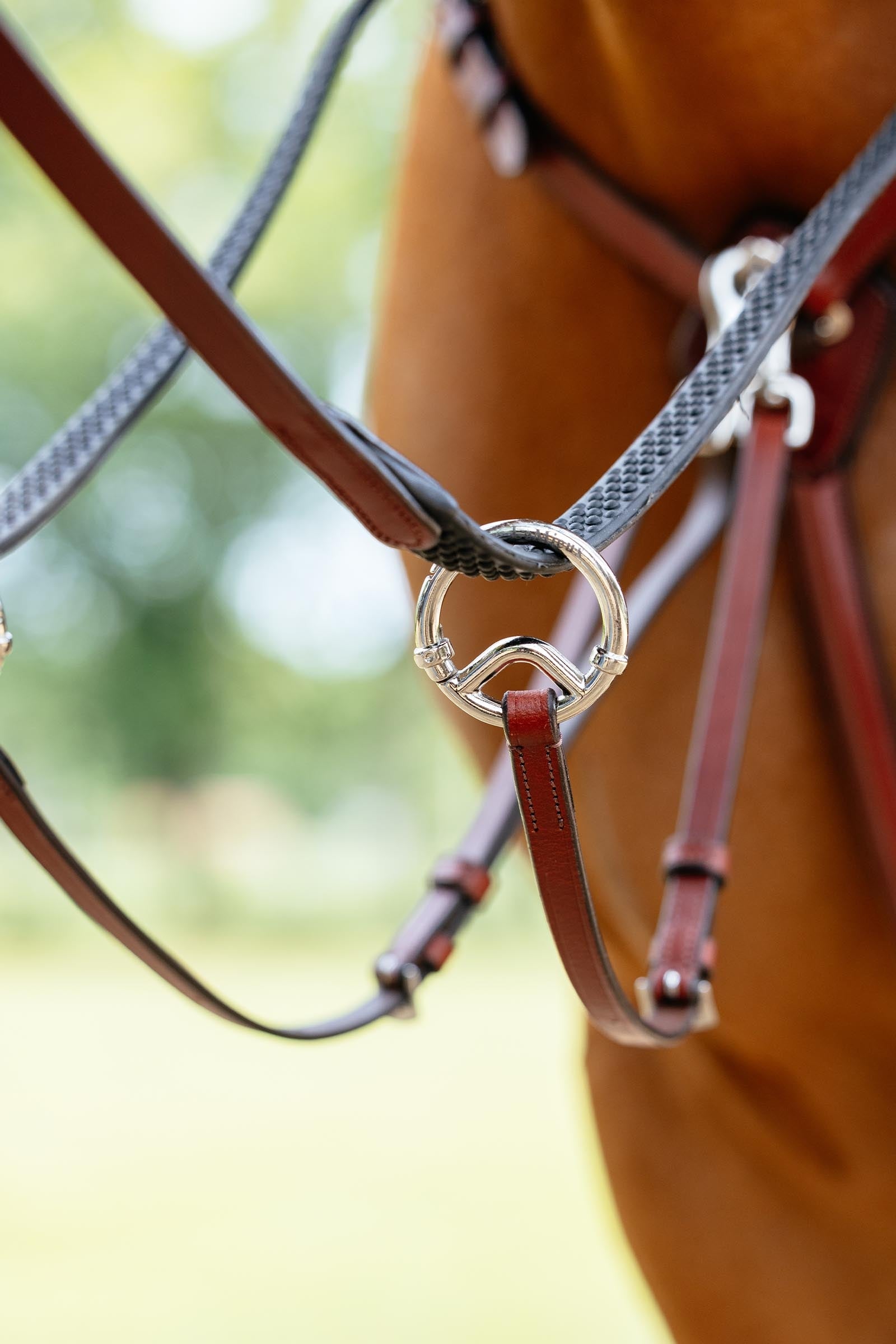 LeMieux Breastplate With Detachable Martingale Bridles & Reins