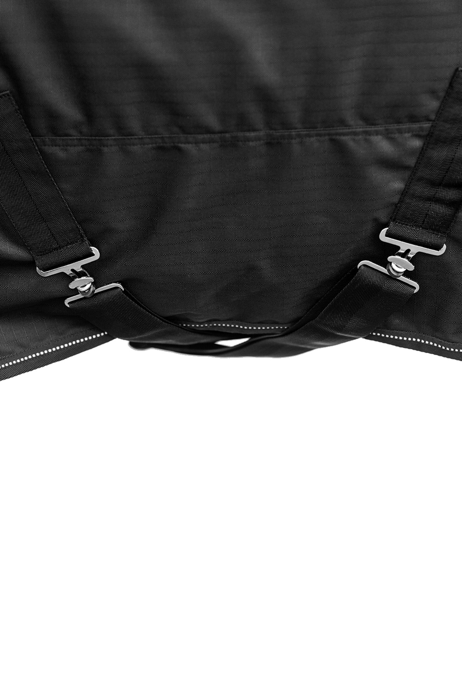 Pack shot 6