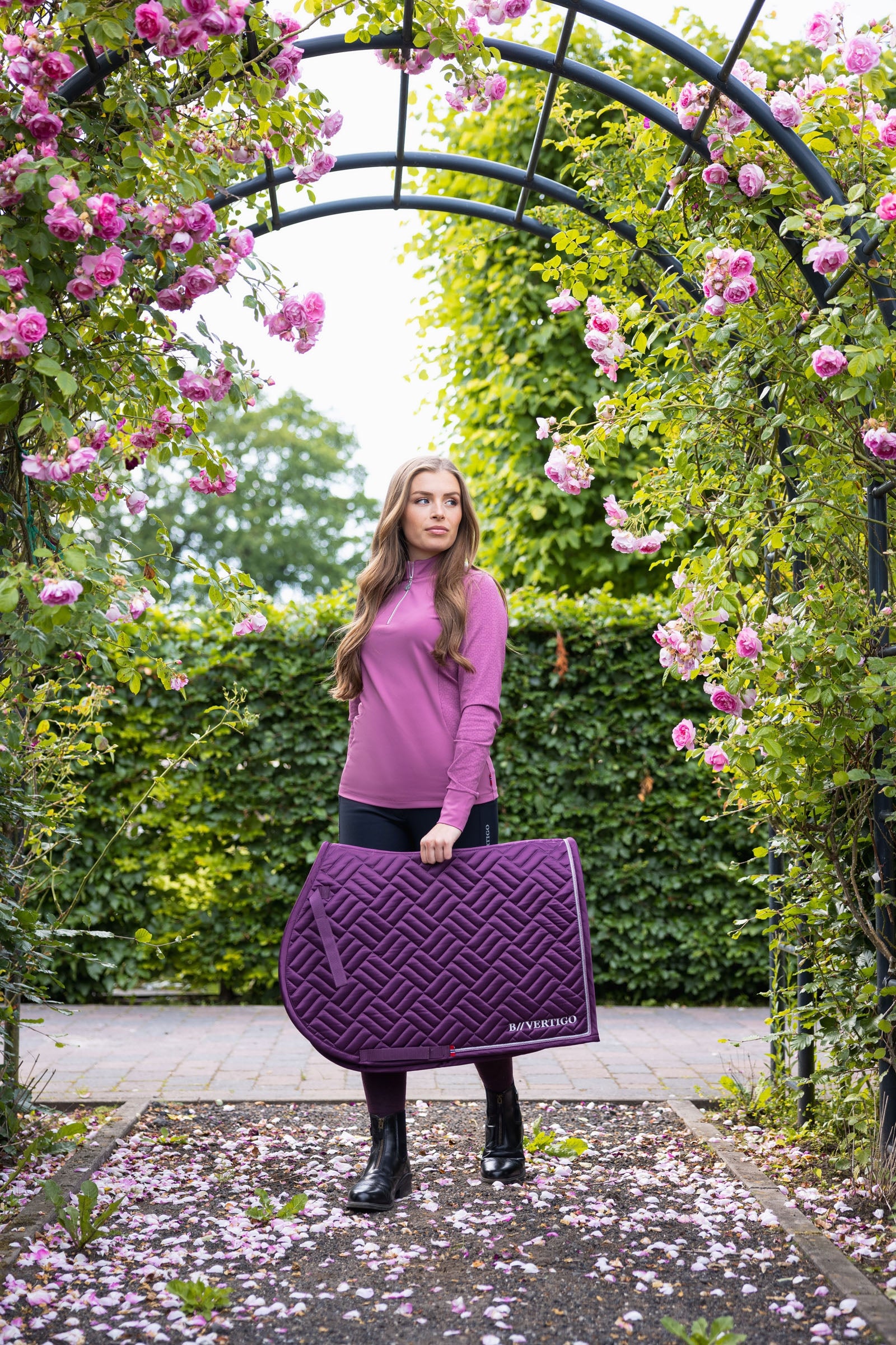 Lifestyle shot 1