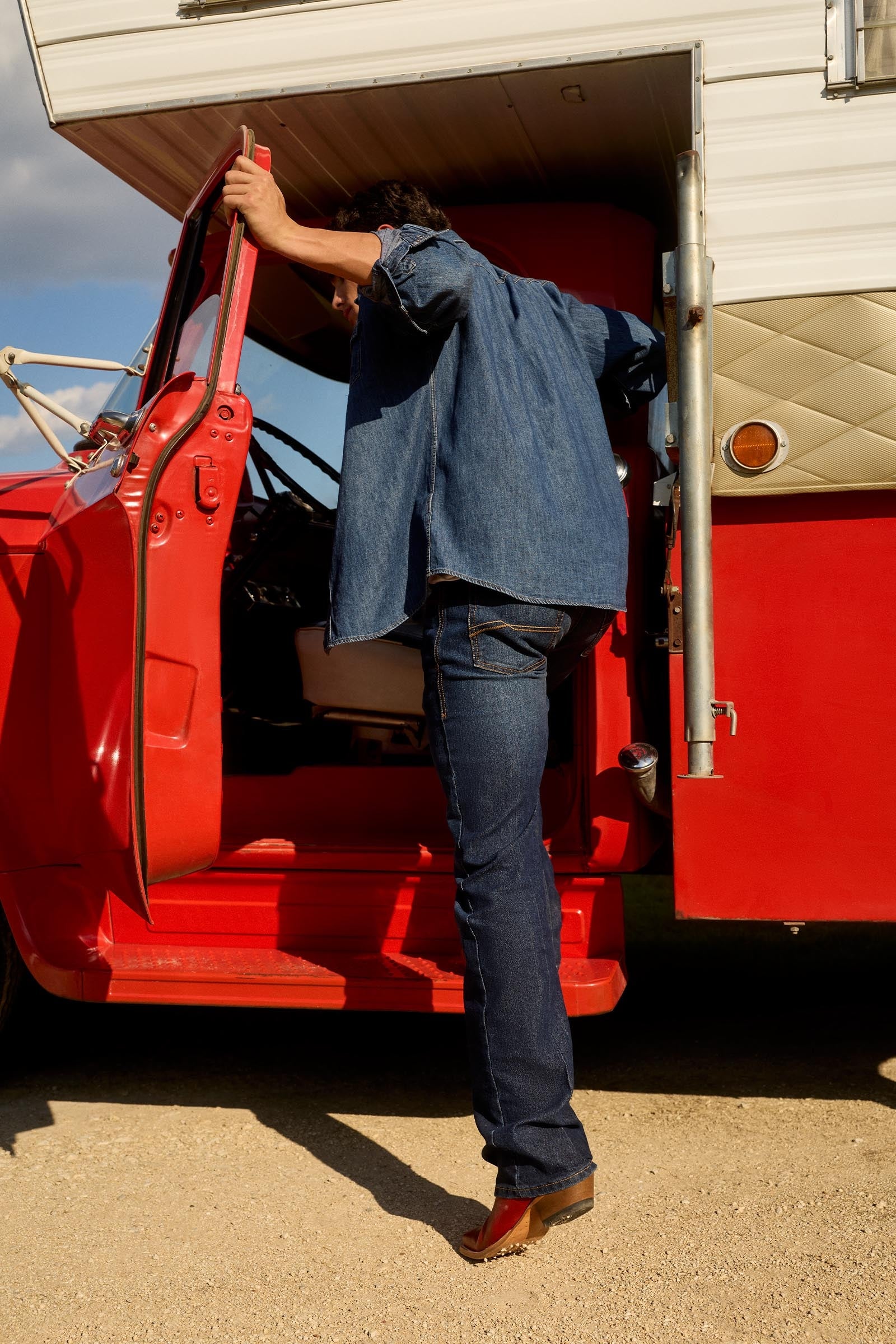 Ariat Mens Denim Retro Fit Shirt Mens Riding Clothing