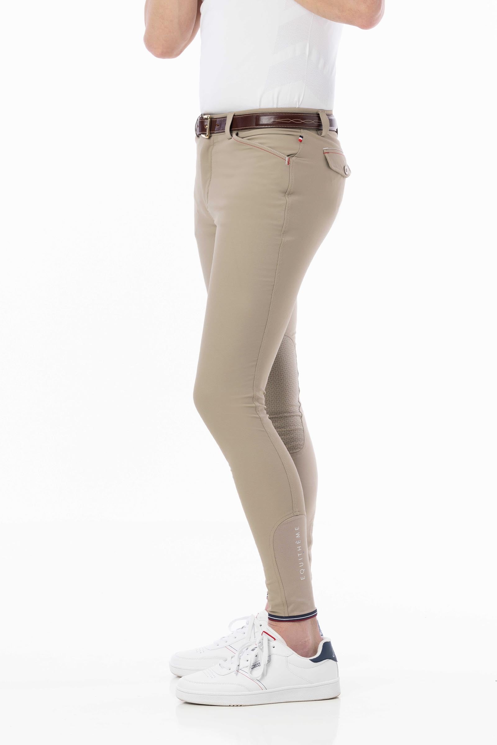 Model shot 4