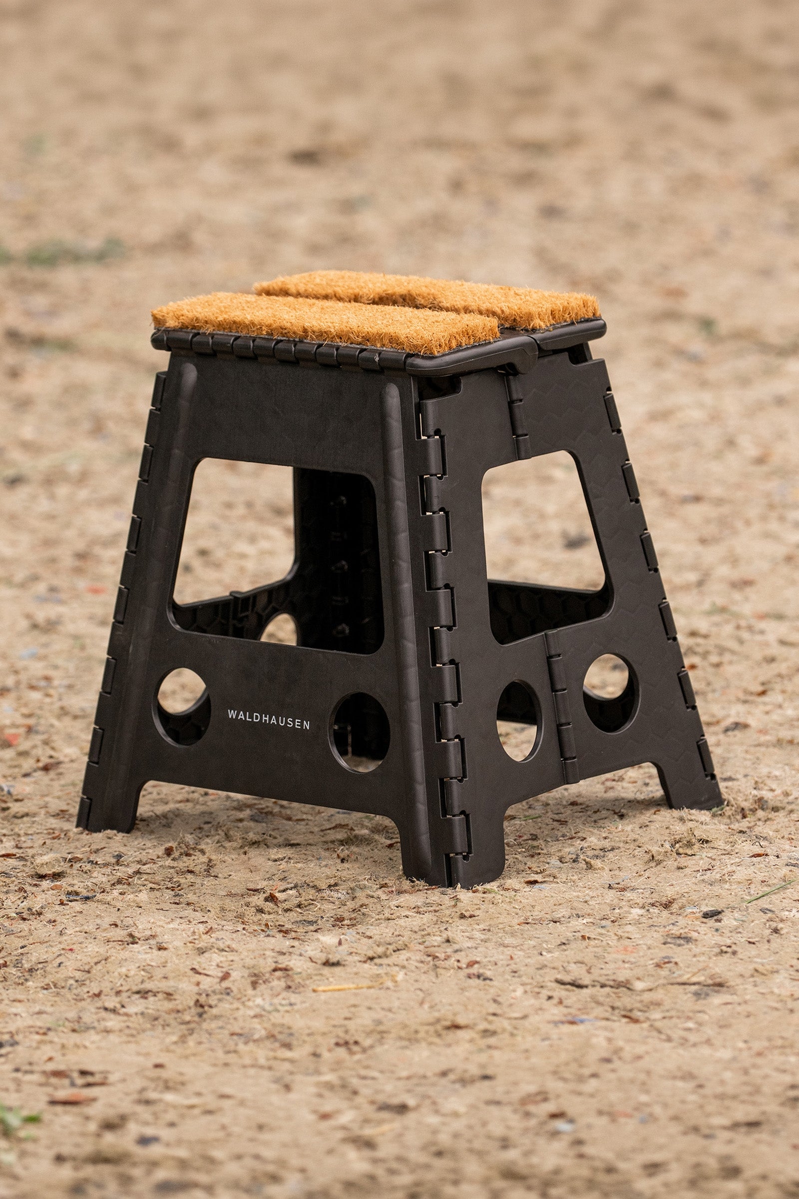 Waldhausen Foldable Stool With Coconut Mat Stable Equipment