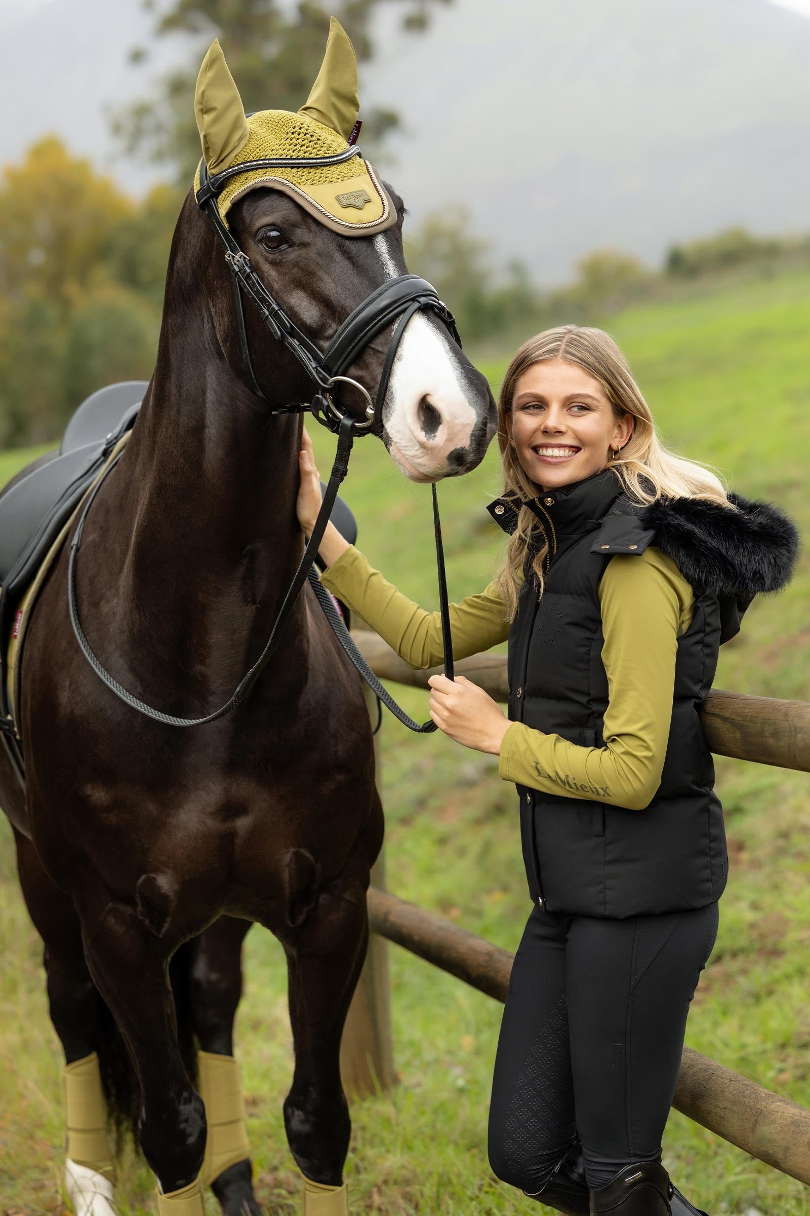 LeMieux Margot Women´s Hooded Gilet Women’s Riding Clothing