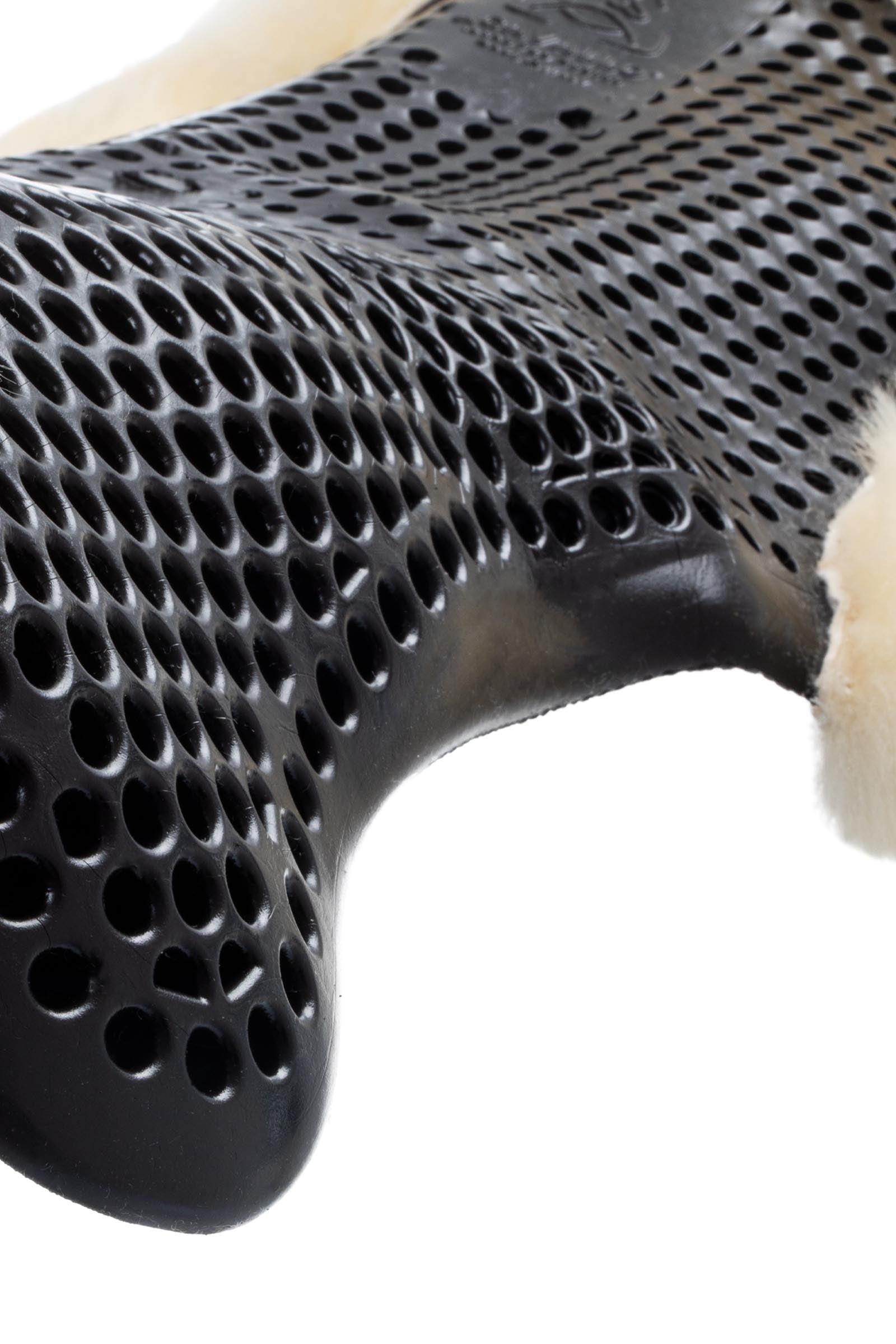 Acavallo Gel Non Slip Classic With Sheepskin Cut-Out Front Riser Saddle Pads