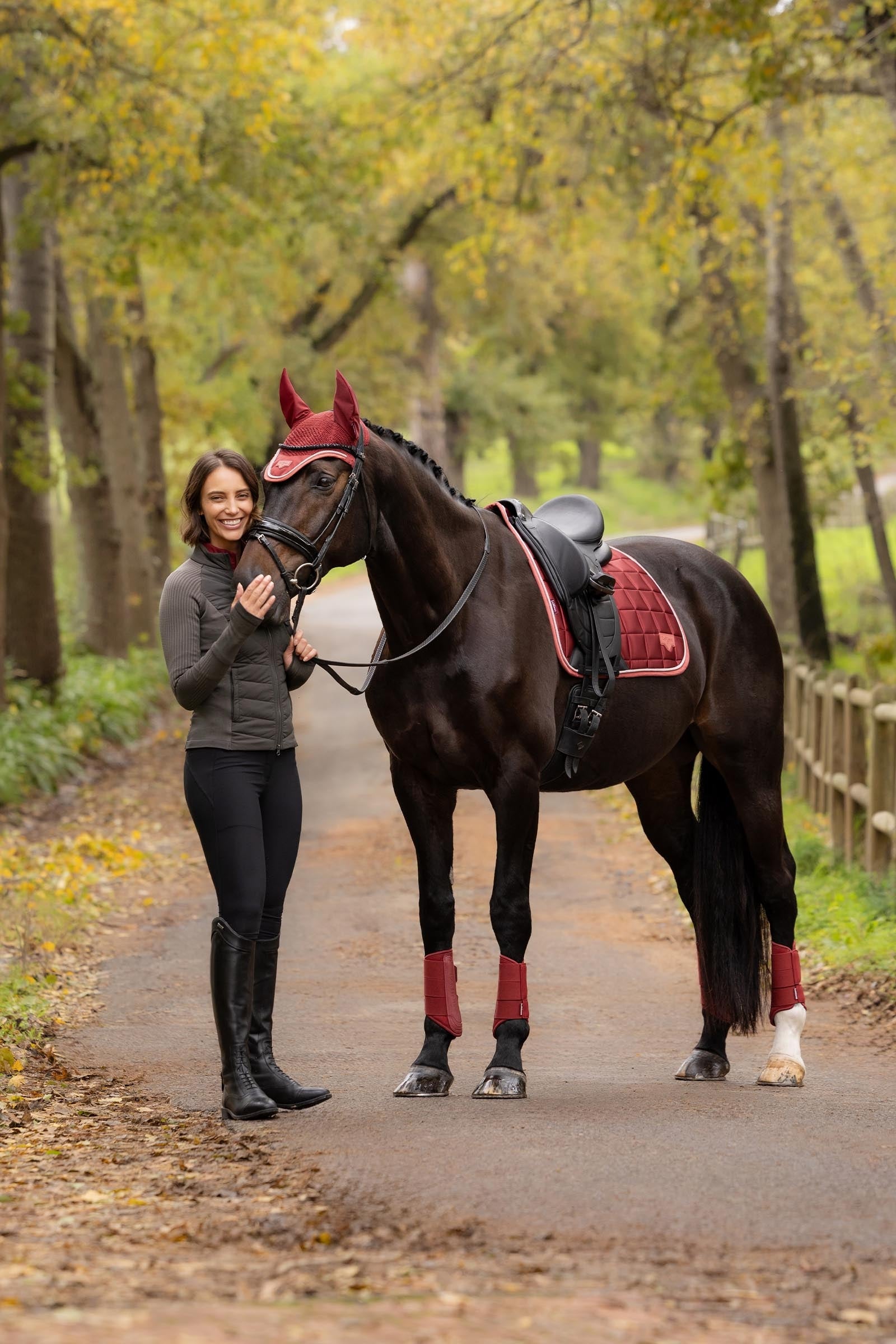 LeMieux Loire Classic Square Dressage Saddle Pad Saddle Pads