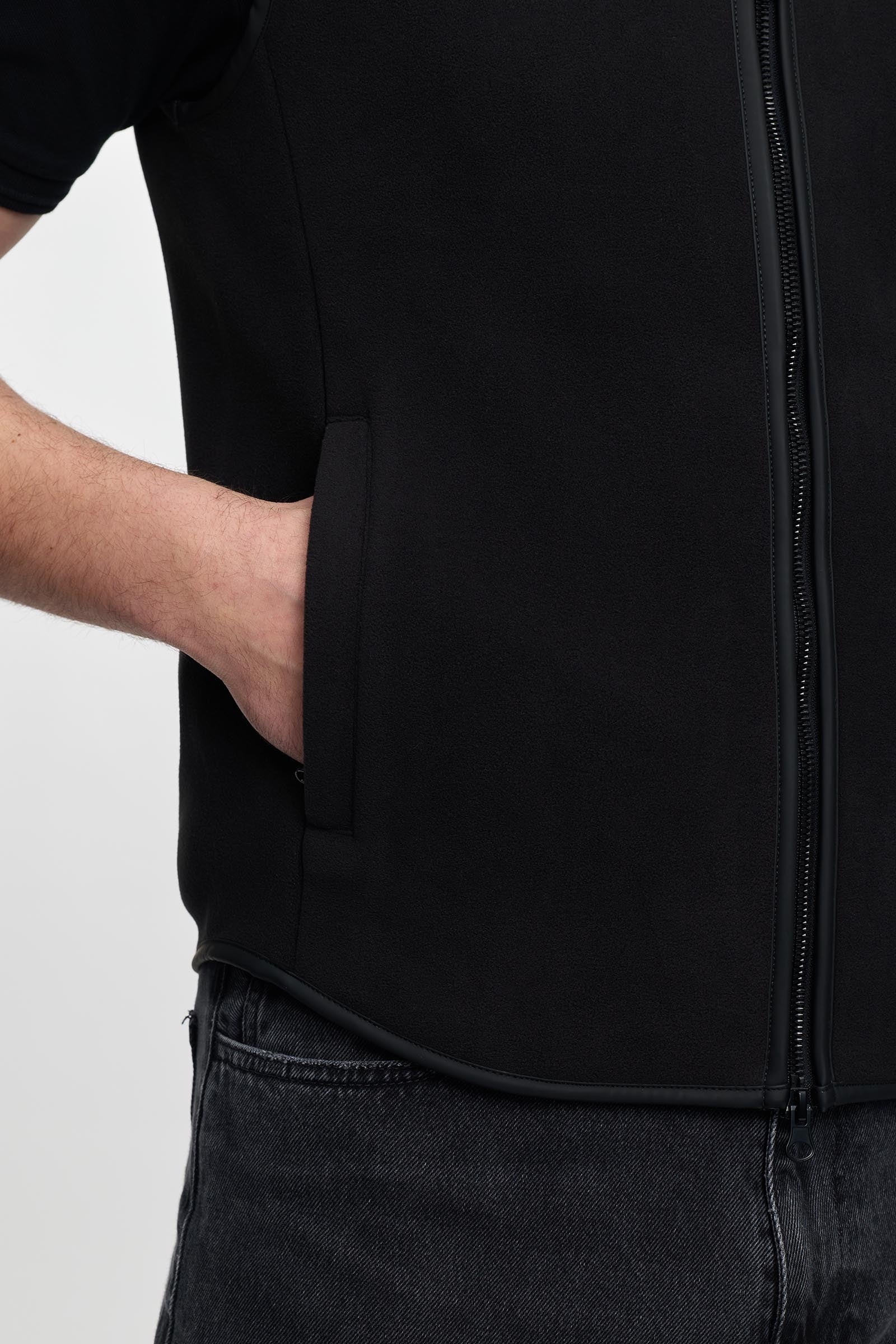 LeMieux Men´s Fleece Gilet Mens Riding Clothing