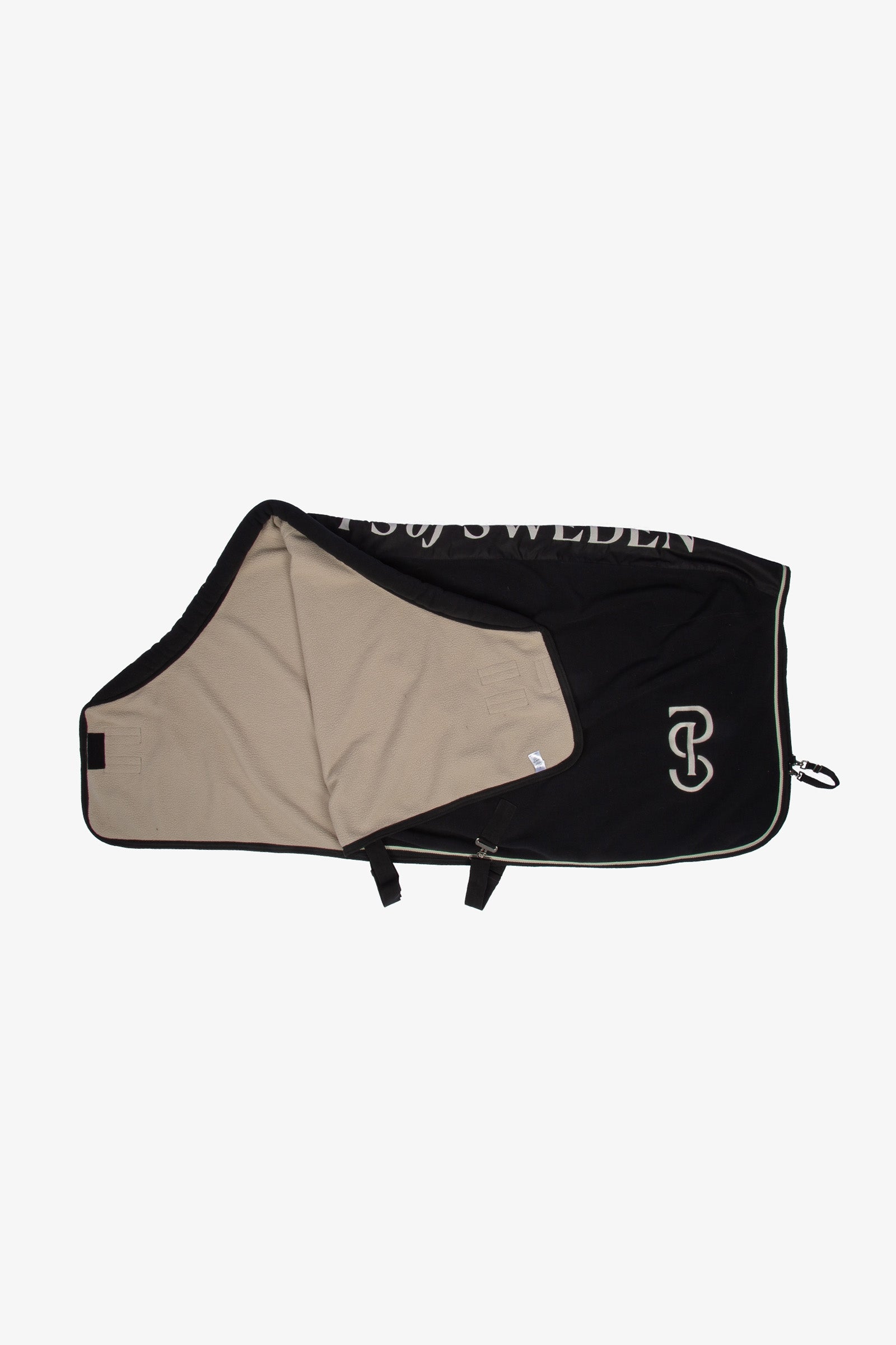 Pack shot 2
