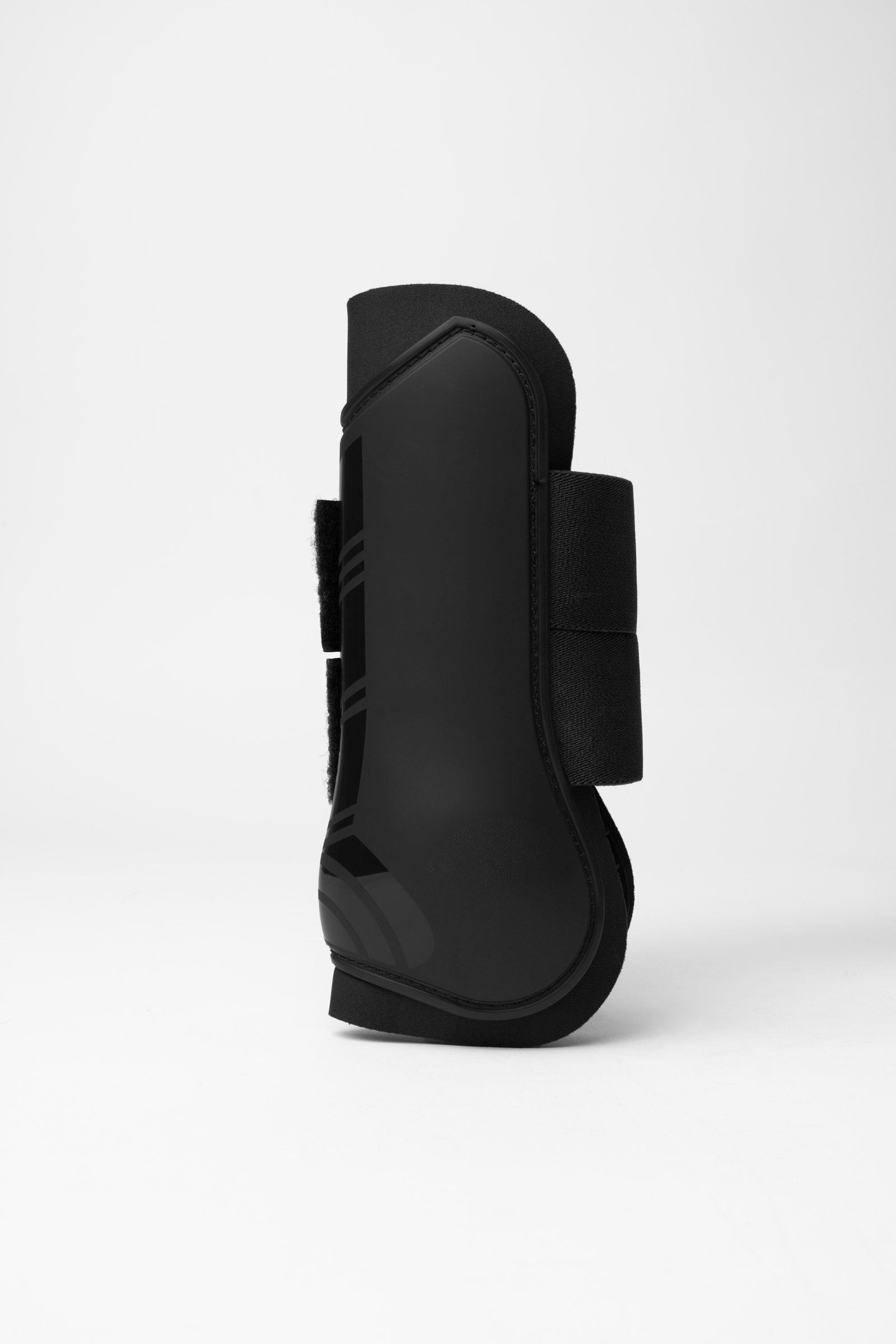 Pack shot 4